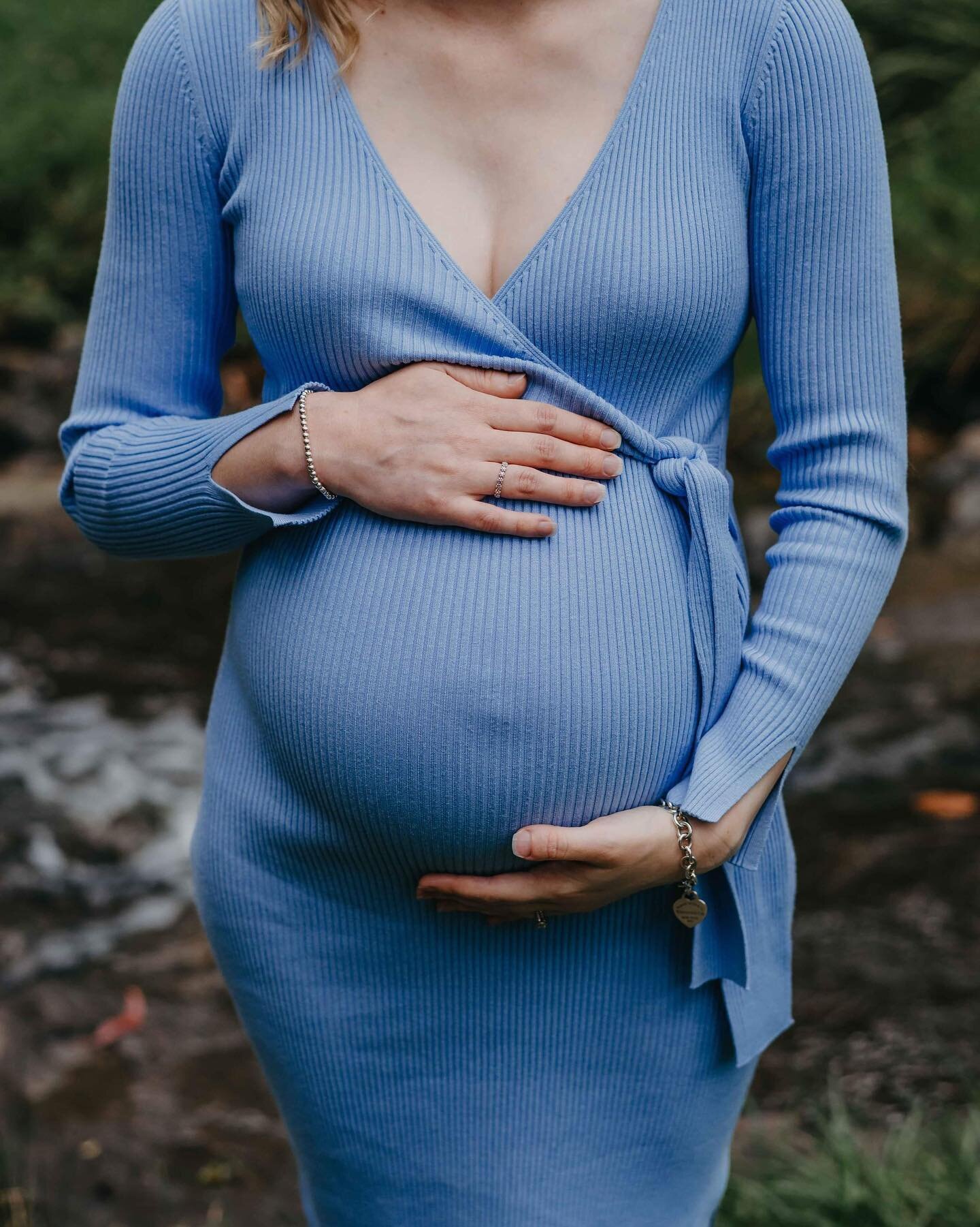 Tiff and Jordan and little bubba ❤️❤️ @tiziamayphotography #maternity #maternityphotography #maternityphotoshoot #melbournematernityphotographer #melbournenewbornphotographer #baby