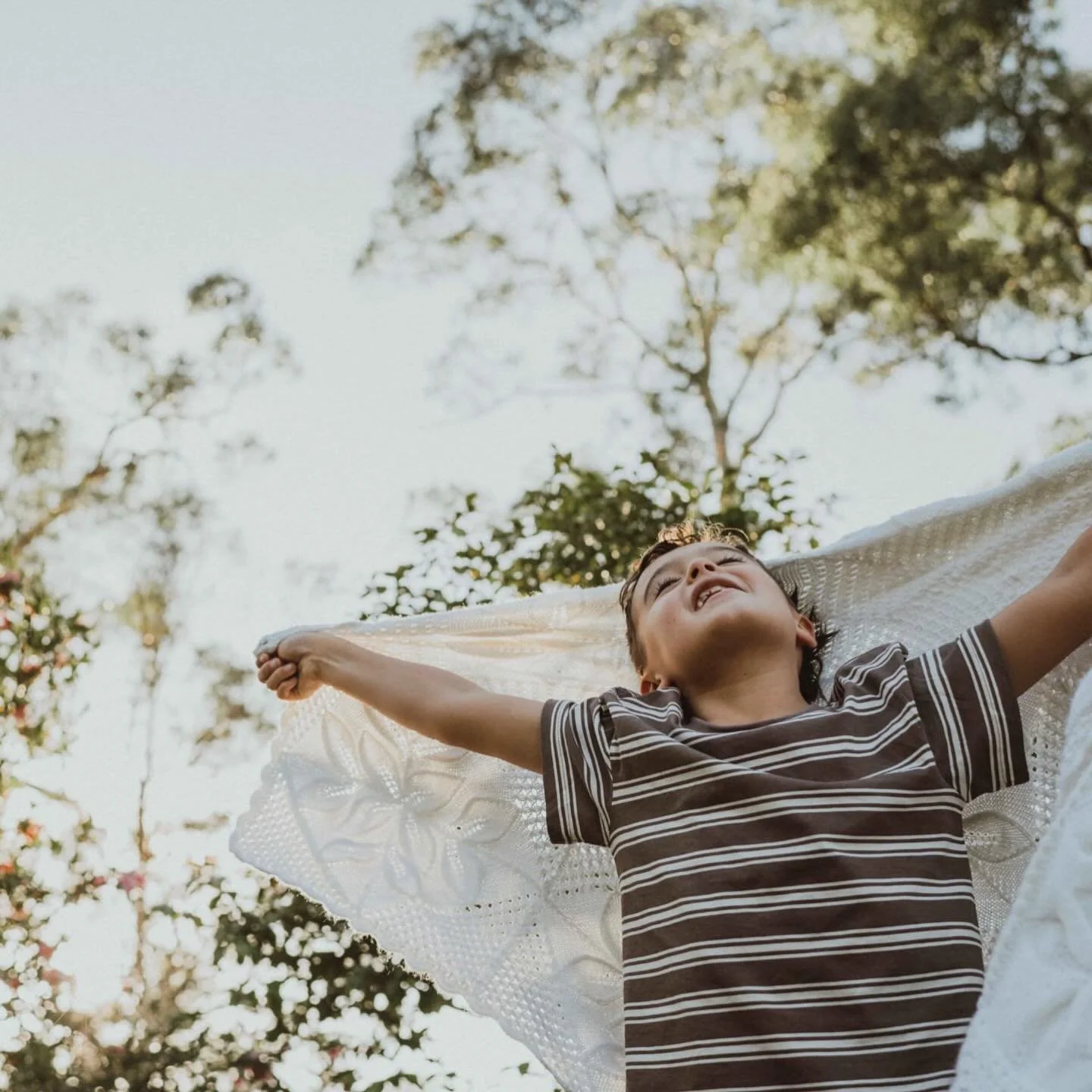 I&rsquo;m loving this ethereal Autumn light for my family portrait shoots lately.  This is Amy and Sam and their gorgeous children Bohdi, Angus and little Ziggy.