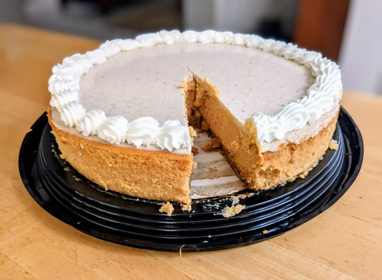 Costco Pumpkin Cheesecake Review Ingredients Price Servings — SnarkleSauce on Wry