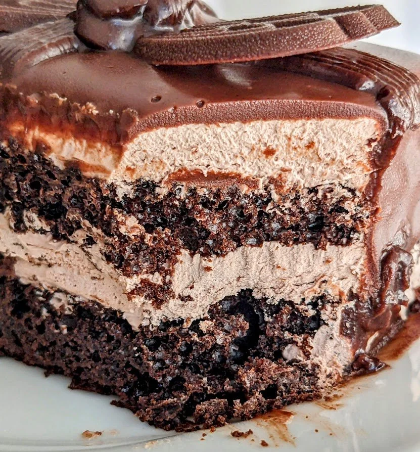 Publix Bakery Chocolate Ganache Supreme Cake Review — SnarkleSauce on Wry