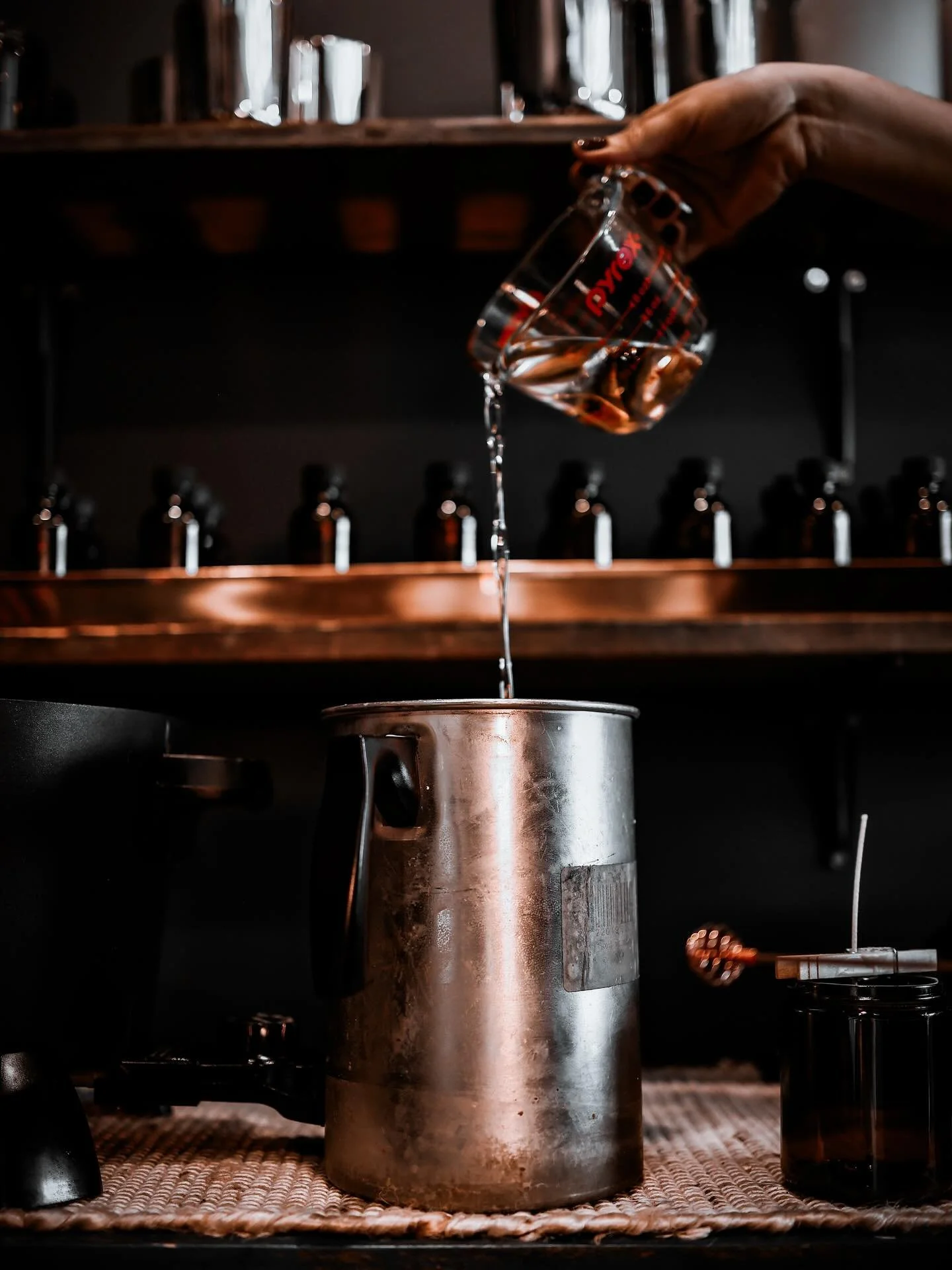 🐝At Copper &amp; Wax we utilize locally harvested beeswax for simple and beautiful products - only clean burning &amp; phthalate-free ingredients for the home + body. 

🧡Here you&rsquo;ll find vintage inspired, handmade, quality items with a hint o