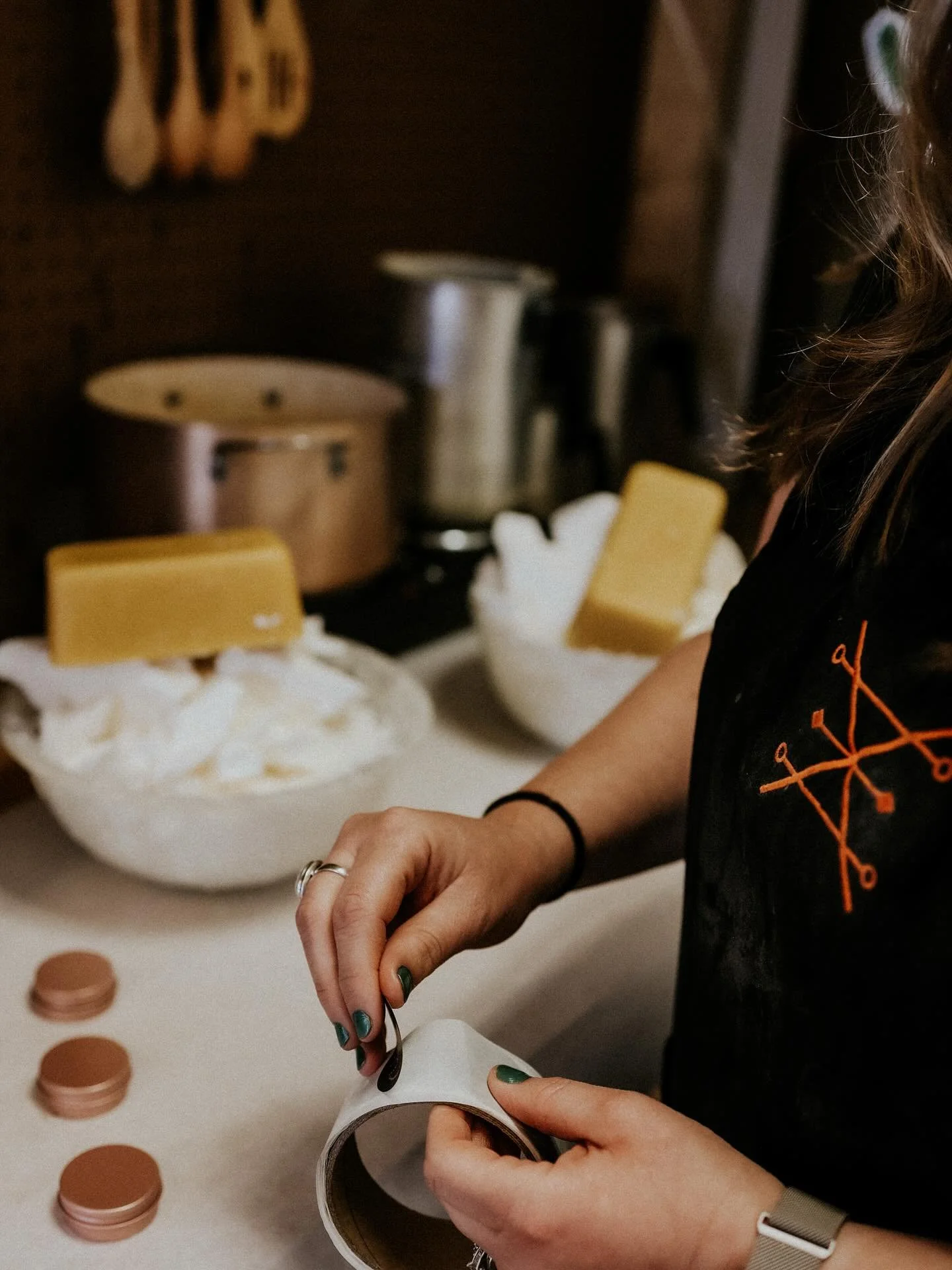 ⚒️ Our little workshop ⚒️ 

Located in the 🧡 of University Place neighborhood - Lincoln&rsquo;s only Creative District. 

It&rsquo;s true - our storefront is tiny - but we pack a lot of personality into this space! 🕯️

✨We pour here, create here, m