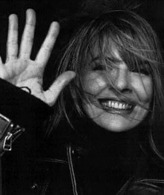 &ldquo;𝙼𝚎𝚖𝚘𝚛𝚒𝚎𝚜 𝚊𝚛𝚎 𝚓𝚞𝚜𝚝 𝚖𝚘𝚖𝚎𝚗𝚝𝚜 𝚝𝚑𝚊𝚝 𝚛𝚎𝚏𝚞𝚜𝚎 𝚝𝚘 𝚋𝚎 𝚘𝚛𝚍𝚒𝚗𝚊𝚛𝚢.&rdquo; -𝙳𝚒𝚊𝚗𝚎 𝙺𝚎𝚊𝚝𝚘𝚗 🖤