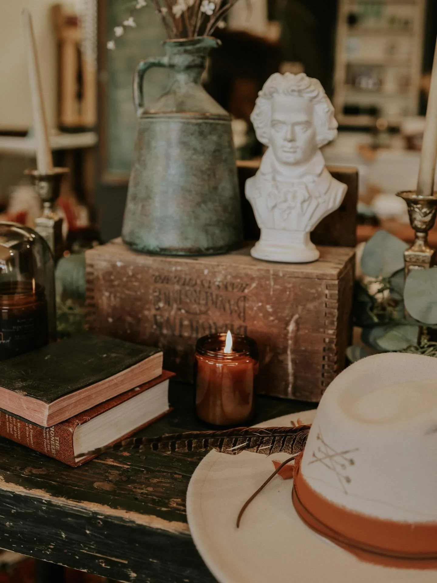 🌞 OG Collection 🌞 

Sun Gate *recently added
Midnight
Moonbeam 
Huntsman
After Dark
Caff&egrave;
Elysian 
Auspicious Hour

Do you have a favorite? Let us know with a comment! We&rsquo;d love to hear! 🫶🏼✨