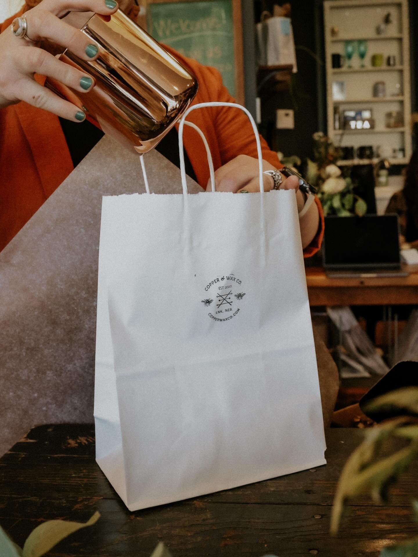 🎁 Last chance for gifts! Open today 10a-2p 🪔

📍2701 N. 48th suite 1

Across from our friends @mojavacafe ☕️ 

Don&rsquo;t forget to check out @avantcard.shop while you&rsquo;re in the neighborhood! ✨