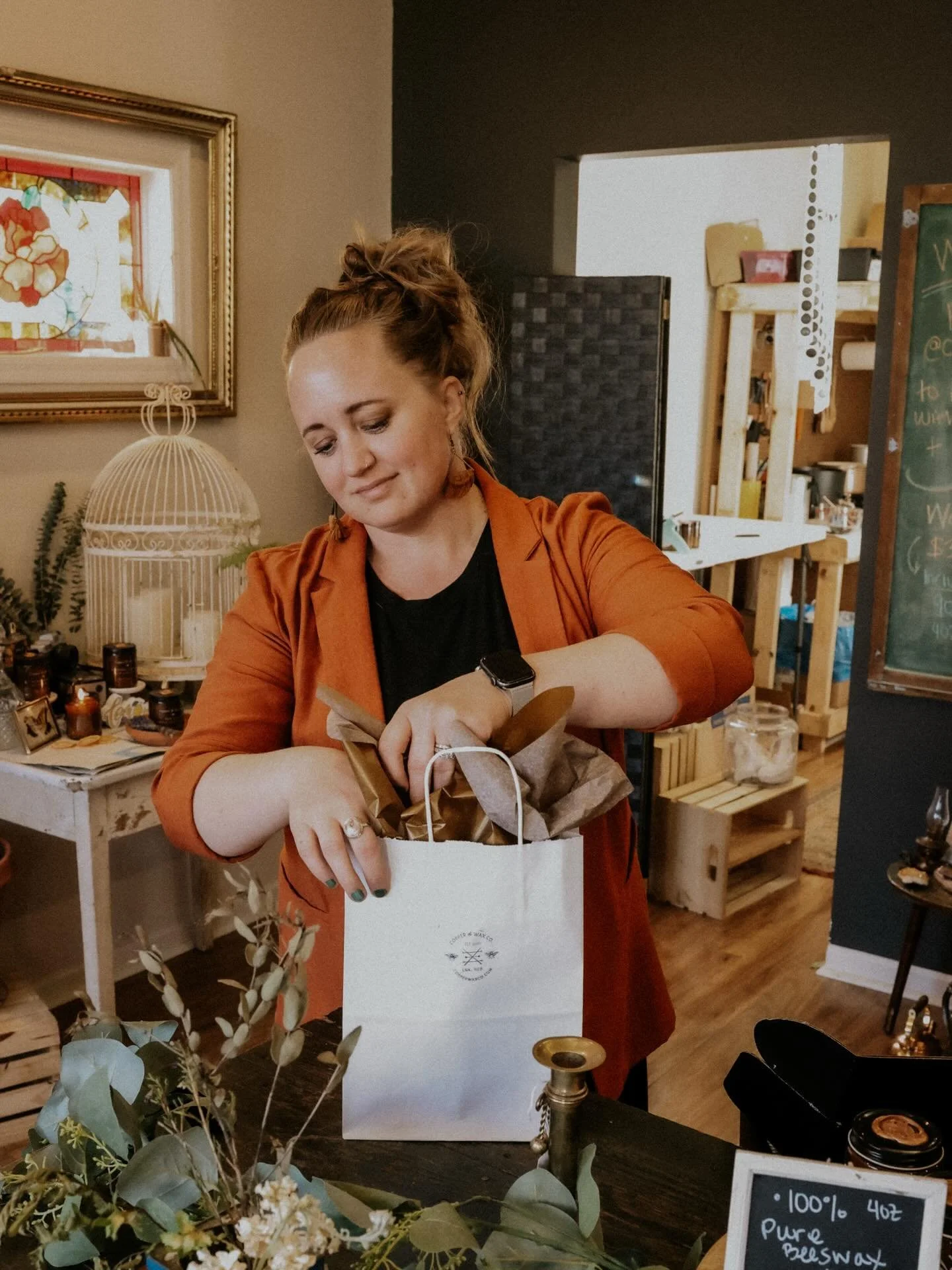 Did you know? We offer free shipping over $100! 📦 
Automatically applied at checkout.📱 

+ Free in-store pickups! Shop online, stop in at your convenience. 🕯️

Copperwaxco.com/store