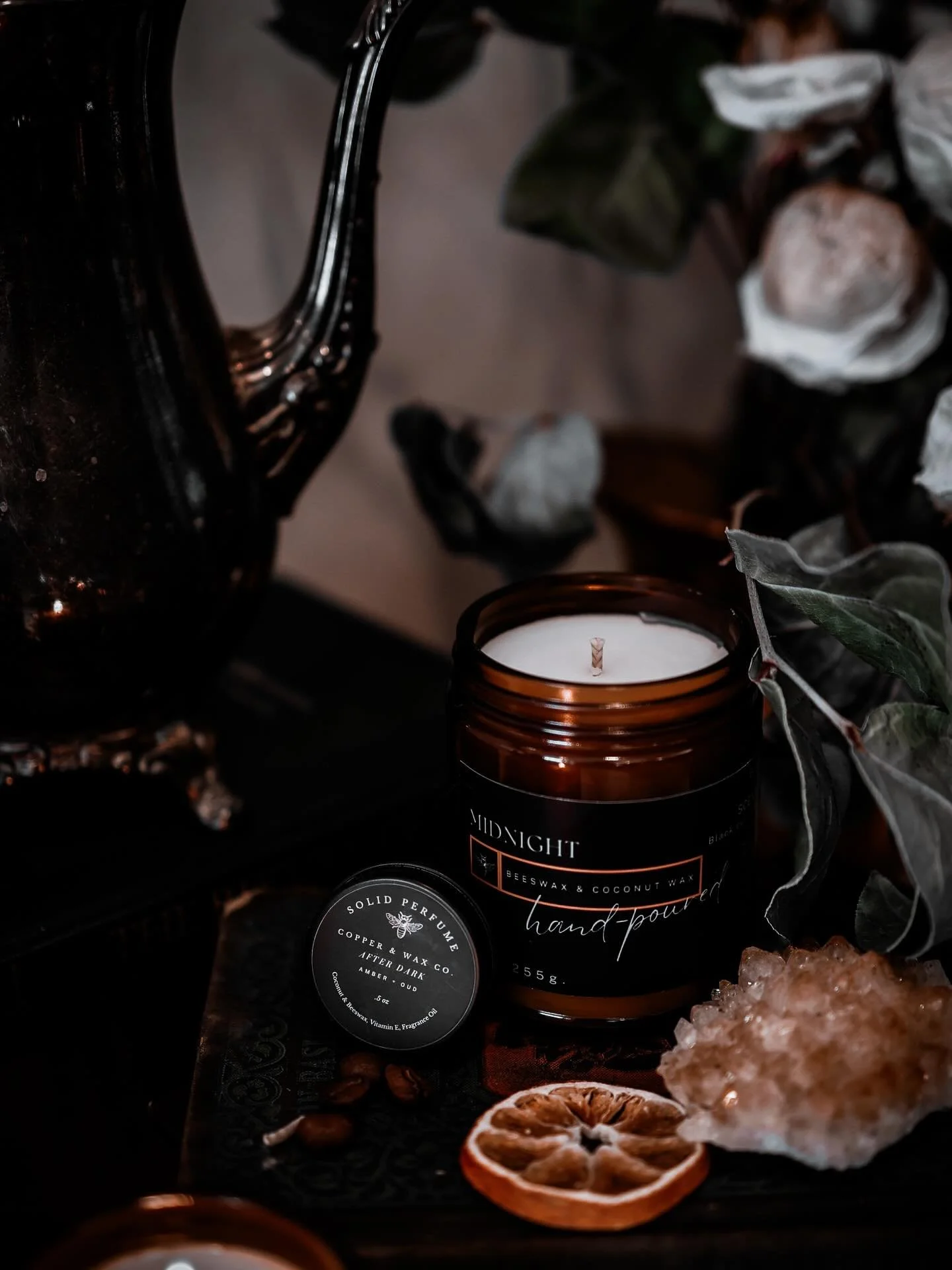 Happy Valentine&rsquo;s Day! 🏹

📮Last day for Letters to Juliet event! 

Make a date of exploring @uni_creativedistrict 

☕️ Grab coffee from @mojavacafe 
Meander the neighborhood to view all the murals&hellip;and don&rsquo;t forget to stop &amp; s