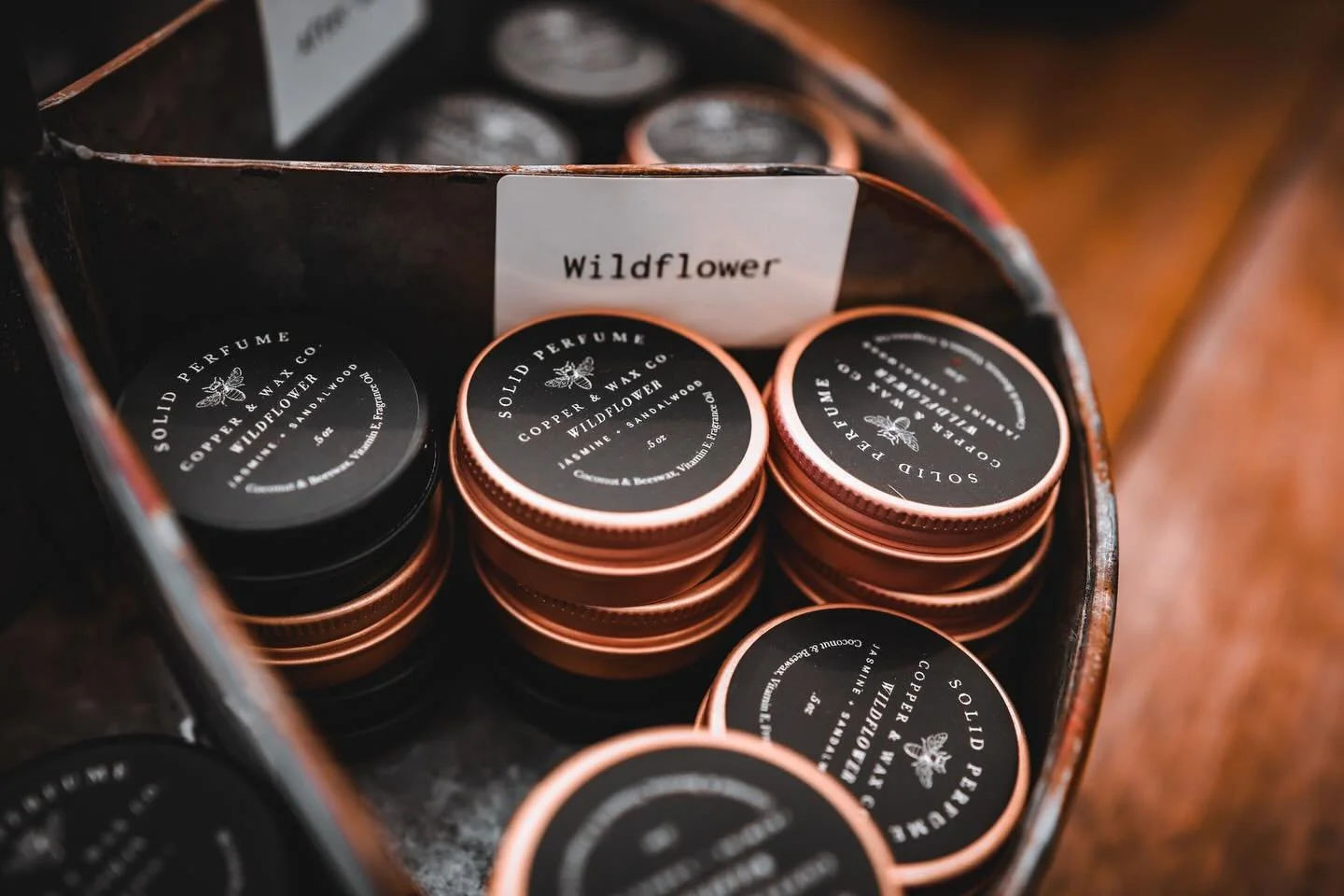 🌼🌸🍃

Discover our solid perfumes! Made with beeswax, coconut wax, vitamin e, and clean fragrances.

Pocket-sized perfection for the day or on-the-go!