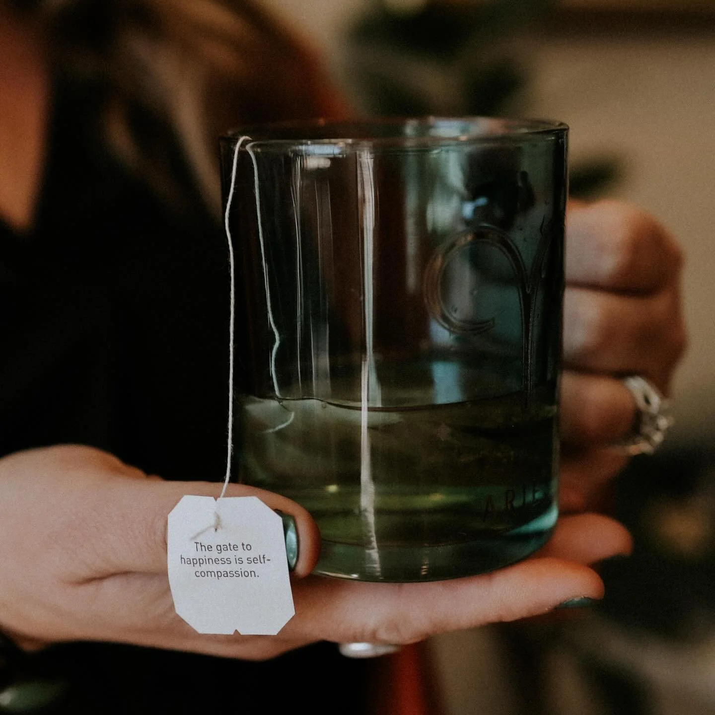 ♈️ Happy Aries season! ✨ 

1. We&rsquo;re curious - what sign are you? 

2. Would you take advantage of a special birthday discount if we created one? 

🕯️💫