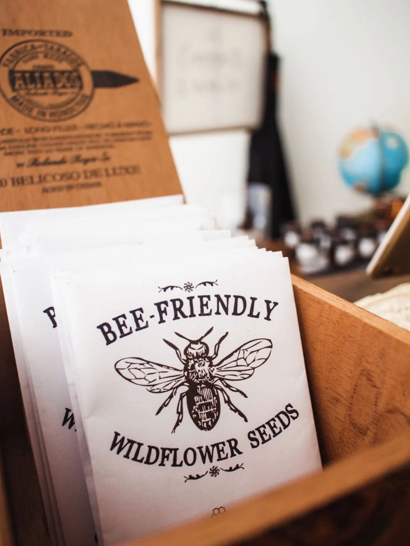 🐝 Our inspiration 💛🌾

#honeybees #beeswax #lincolnnebraska #candlemaker #beekeeperslife