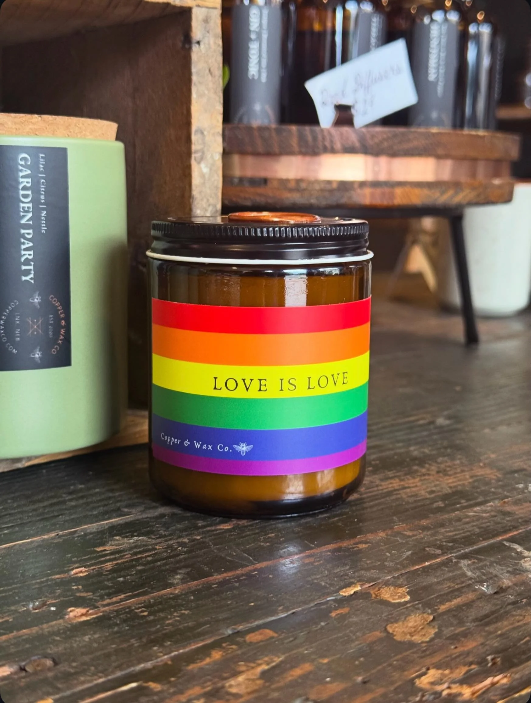 ❤️🧡💛💚💙💜

Specialty candles available all month long!

Happy Pride! 🌈 

https://www.copperwaxco.com/store/p/y982g4d8i5o558g8iiokedhp0a4osr