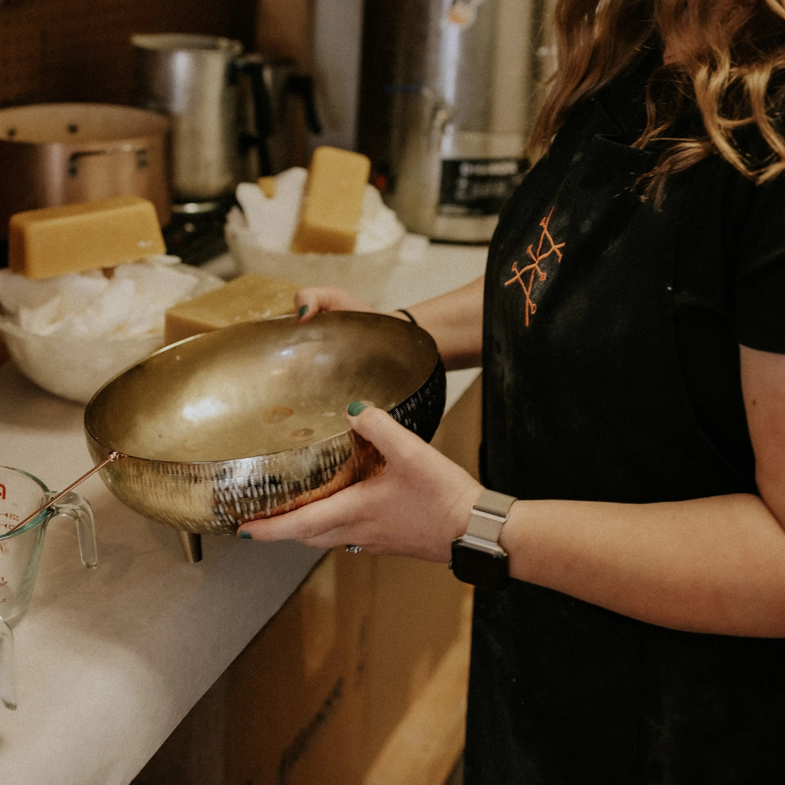 Did you know ➡️ We offer a refill program!? 🕯️

1. Bring your vessel in! (9oz + 4oz jars excluded)
2. Drop your empty vessel off
3. Pick your scent: Original &amp; Green Door Collections available all year - Seasonal scents by availability 
4. $2/oz
