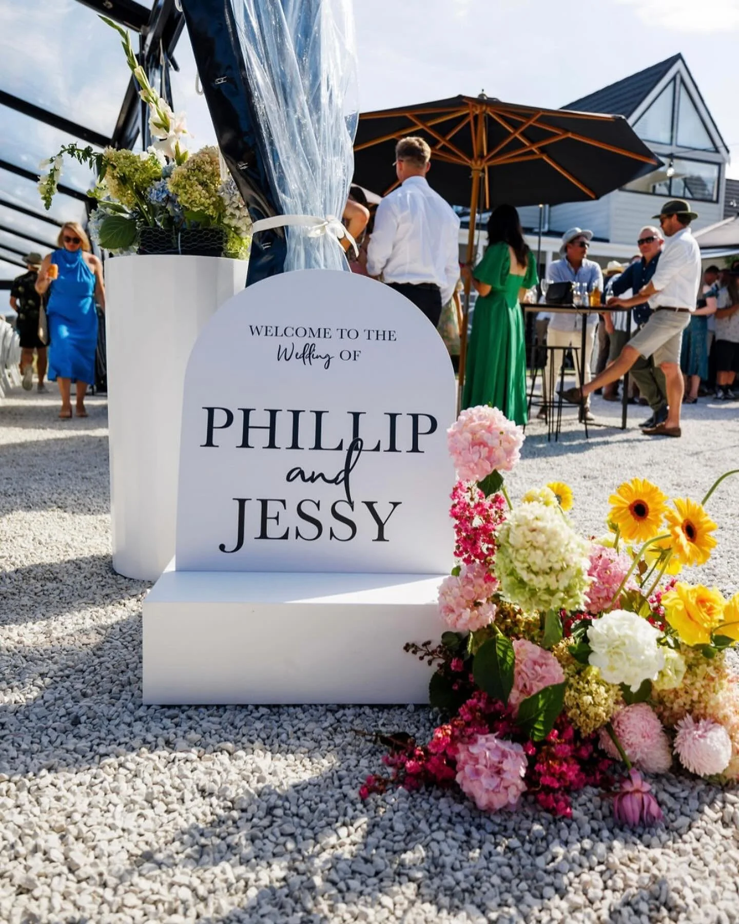 Summer Lovin! Congrats to this bright and colourful duo, Jessy & Phillip. Thank you for having us along for the ride!