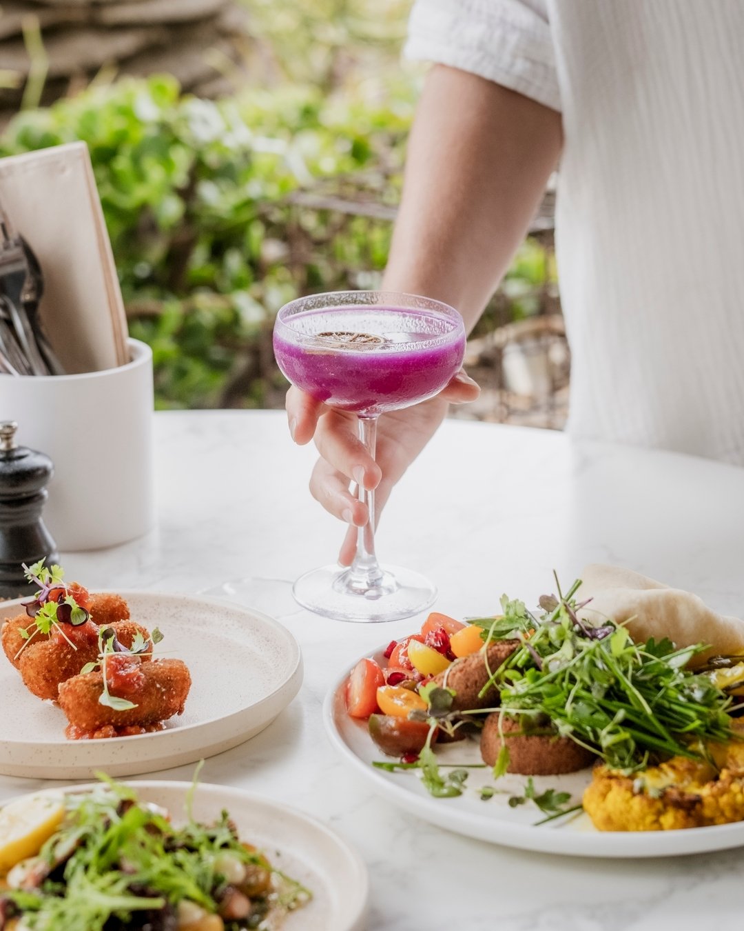 Crispy on the outside, soft on the inside, and bursting with flavour! Swipe to see our Falafel. 😍

Spiced chickpea falafel. whipped lemon tahini. roasted turmeric cauliflower. tompom salad. zucchini &amp; turnip pickle. toasted flatbread. herbs.
 
 