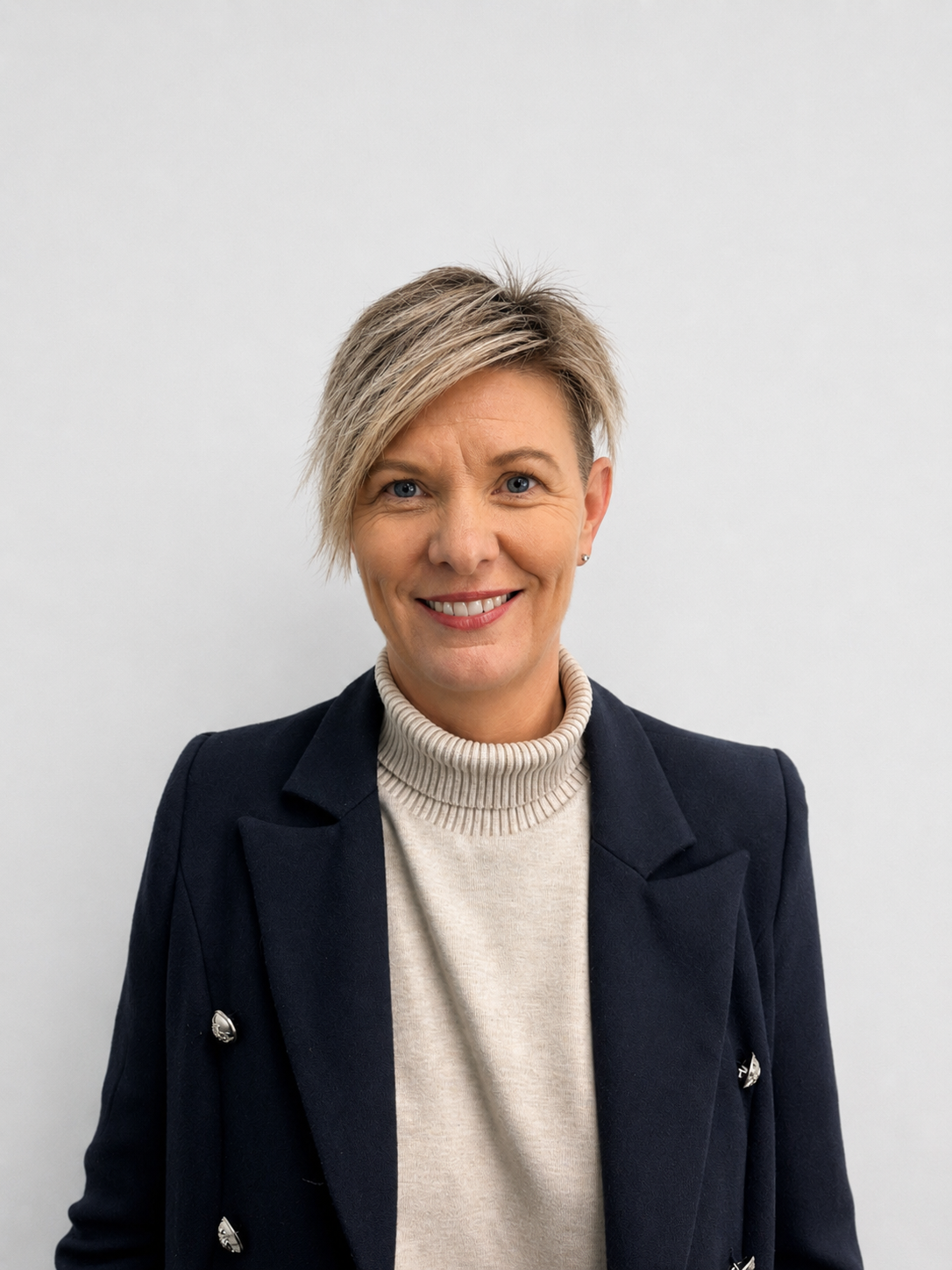 Lauren Raitt - Raitt International Freight