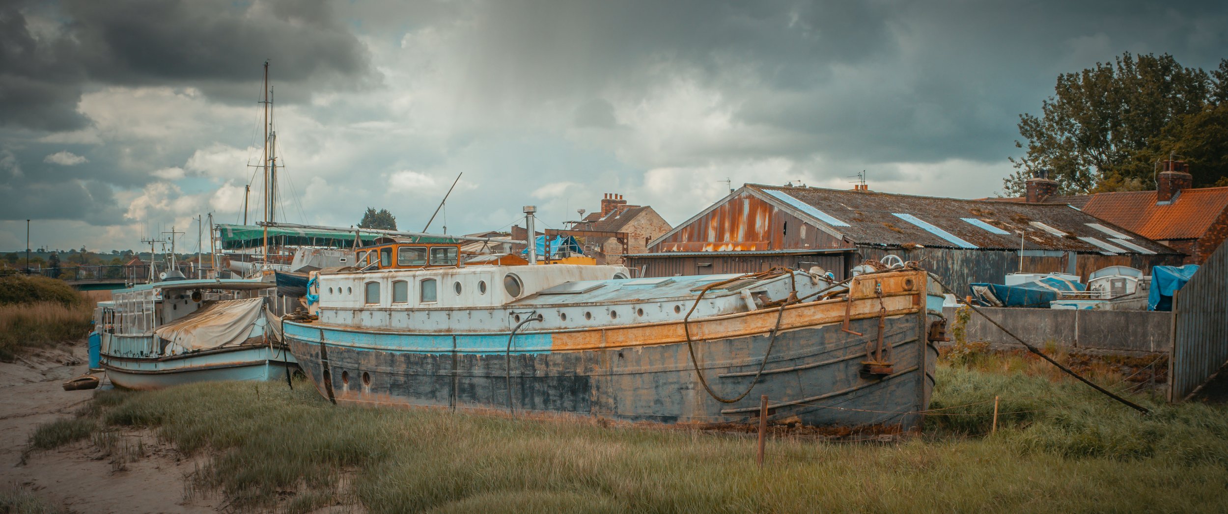Barton on Humber boats