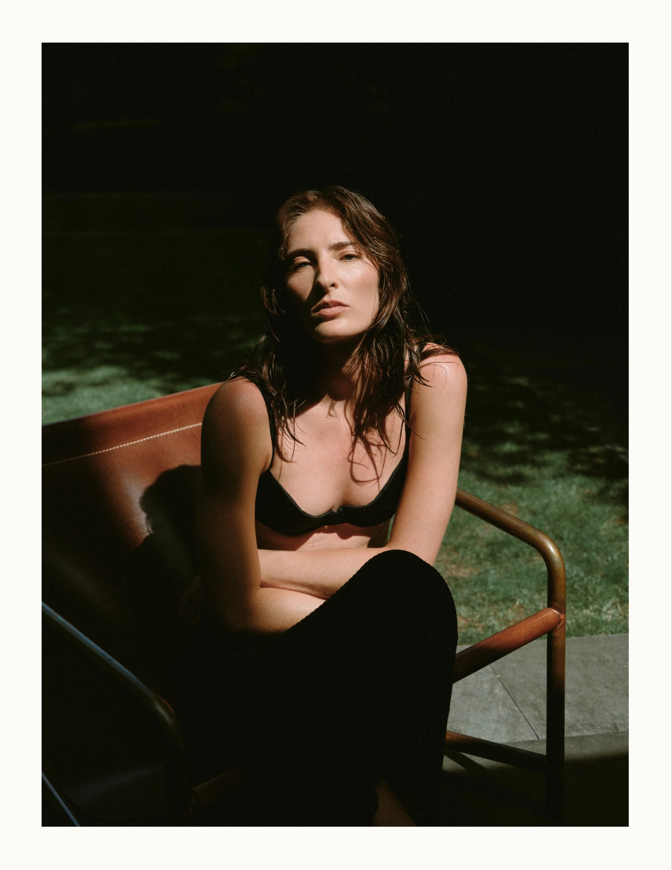 ELAINE FIELD // LE SOLEIL NOIR - RESORT ‘26

Photography: Jess Segal | Creative Direction: Lara Rogers |  Styling: Aurelia Donaldson | Model: Annie Tice | Hair: Tom Arnett | Make Up: Luz Giraldo | Lighting: Luke Stulinski