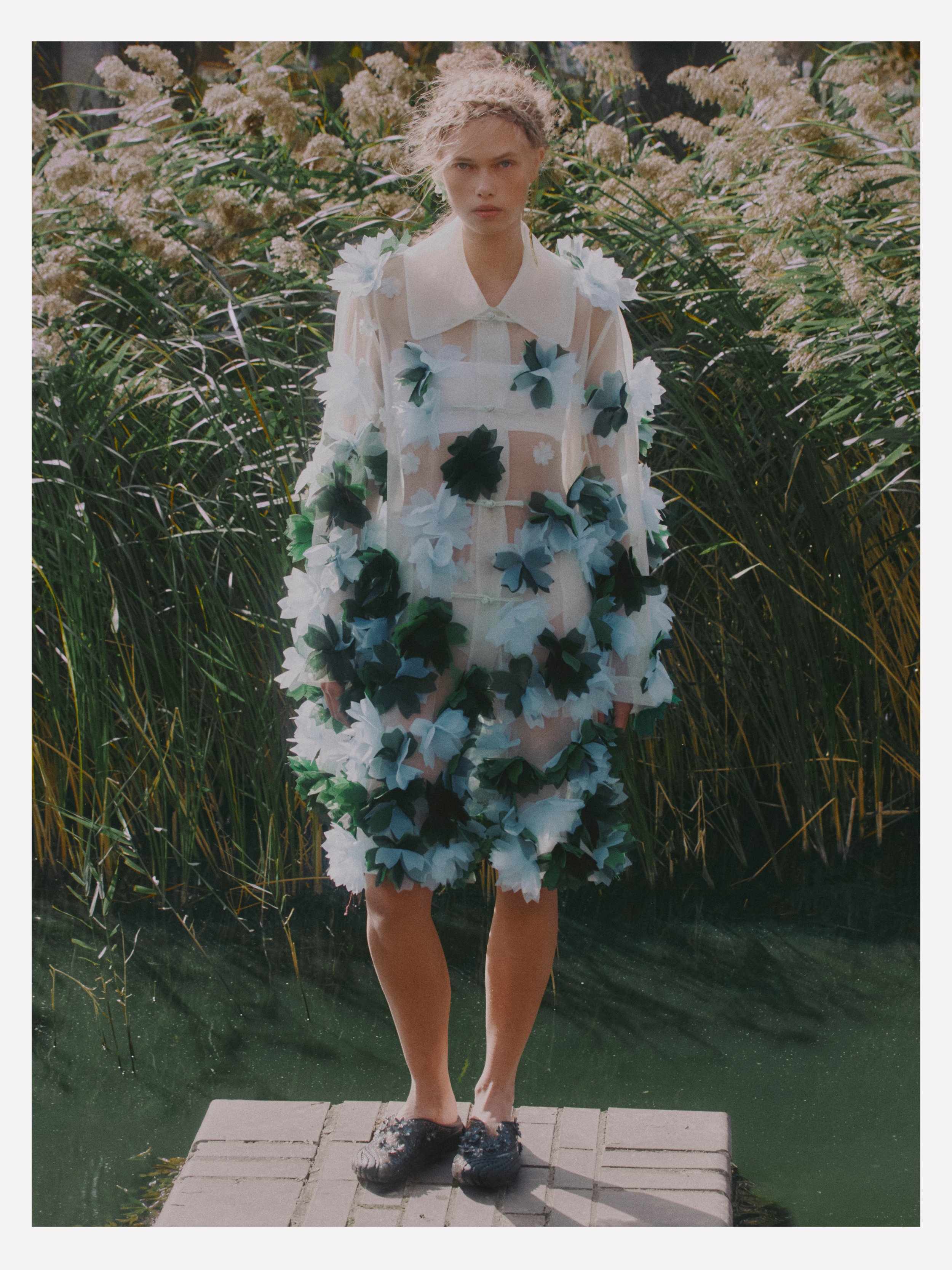 Creative Direction: Susan Fang | Photography: Jess Segal | Styling: Victoire Simonney | Casting: Emilie Astrom | Make Up: Erin Green | Hair: Anna Cofone | Set: Liang @ XL Architects | PR: Purple PR | Location: The Barbican Centre, London