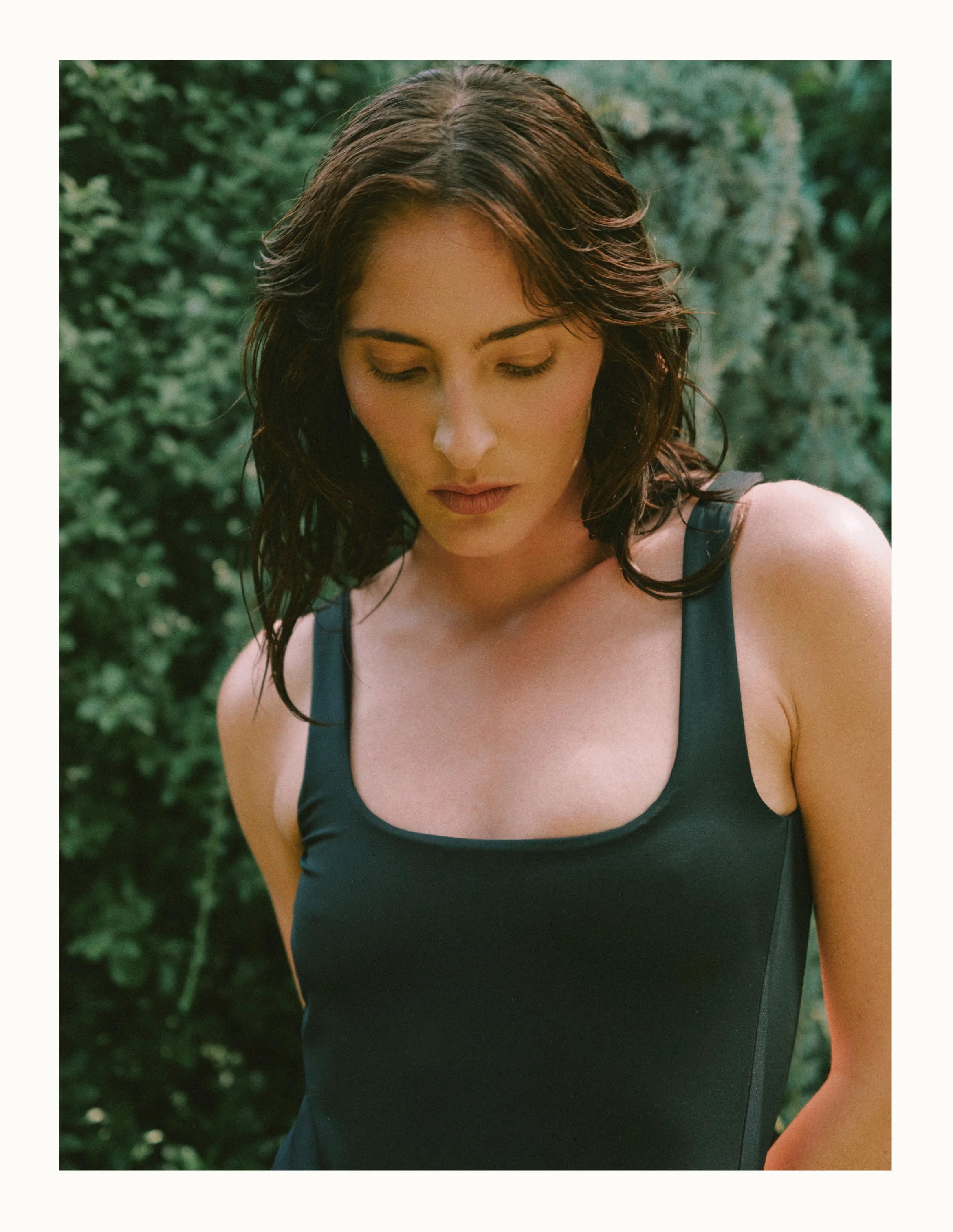 ELAINE FIELD // LE SOLEIL NOIR - RESORT ‘26

Photography: Jess Segal | Creative Direction: Lara Rogers |  Styling: Aurelia Donaldson | Model: Annie Tice | Hair: Tom Arnett | Make Up: Luz Giraldo | Lighting: Luke Stulinski