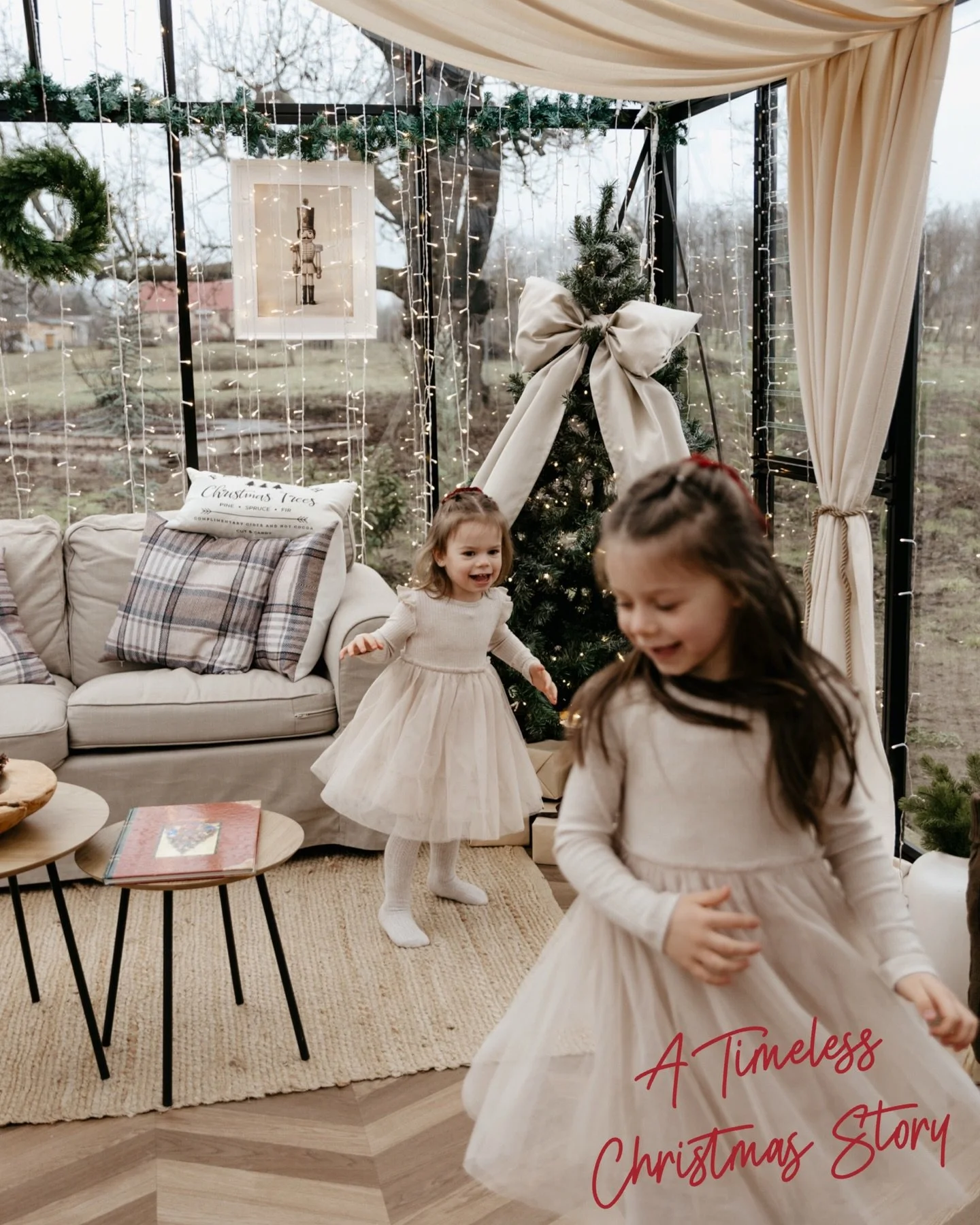 ✨CHRISTMAS MAGIC ✨

I first met Anita and &Aacute;rpi during their engagement session, and I have been following their journey through my camera ever since.
Our story began before their wedding, and then their daughters arrived, first Emma, then Luca