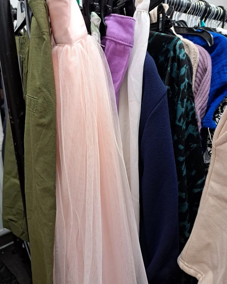 Who fancies a wee last-minute shopping trip tomorrow?! 😉 

We've decided to open tomorrow, 12-2....free entry!!!

Plenty of stock, loads of brands for &pound;2/&pound;5. Perfect Saturday!

Tell your pals 🙌🙌

📍Tullochan HQ - 9-11 Broadmeadow Indus