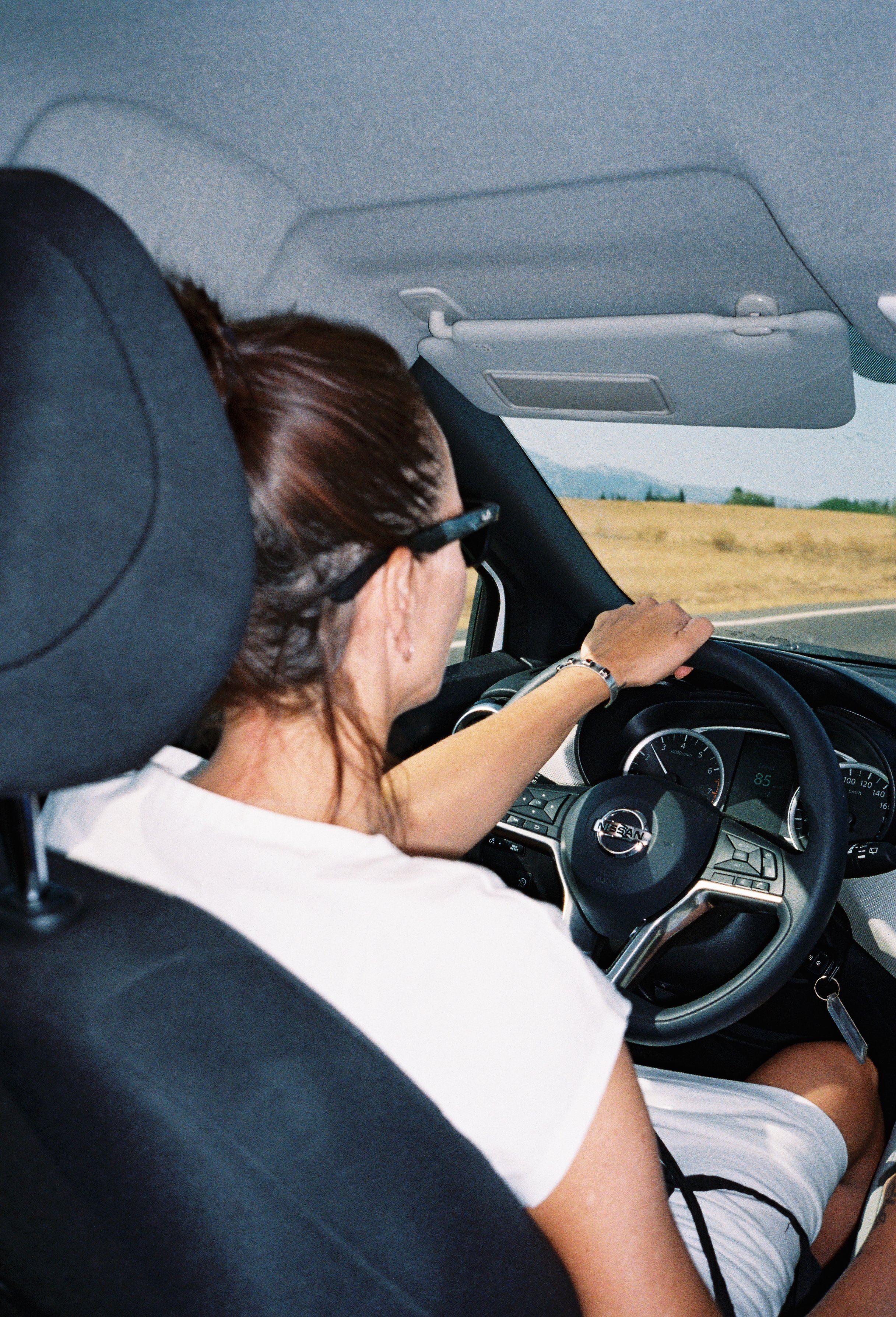 R1-01816-0010 copy.JPG