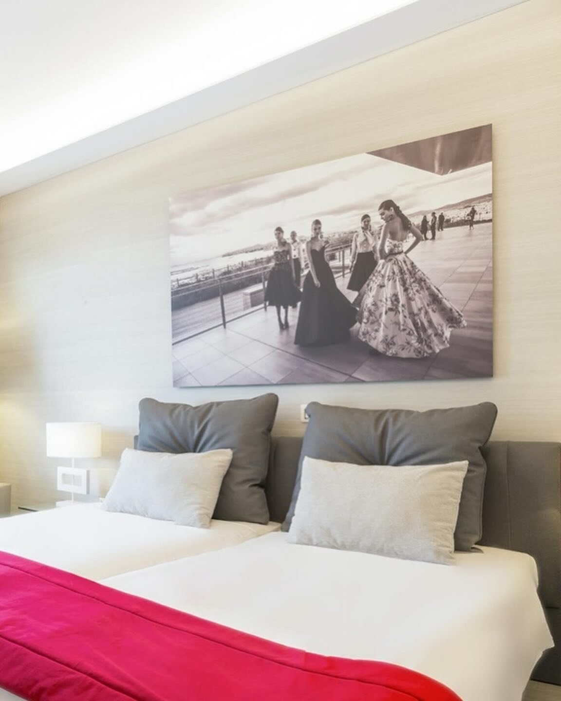 Proud to be the official hospitality sponsor of Athens Fashion Week! Did you know that the hotel has its very own Fashion Floor with rooms dedicated to iconic Greek designers @maison.zoulias @dassios_dimitris @parisvaltadoros @daphnevalentedesigns @m