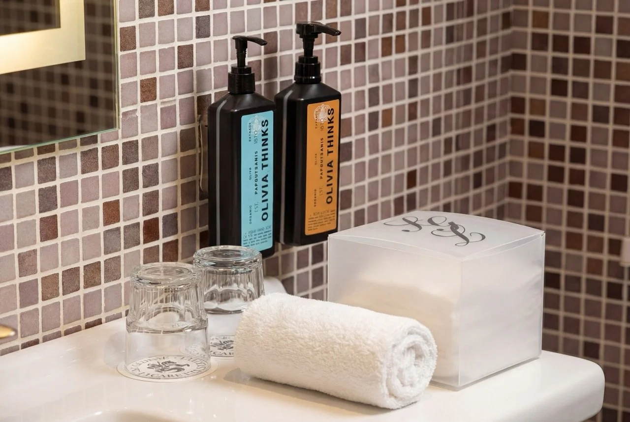 BATH_AMENITIES_3RDPHOTO.jpg