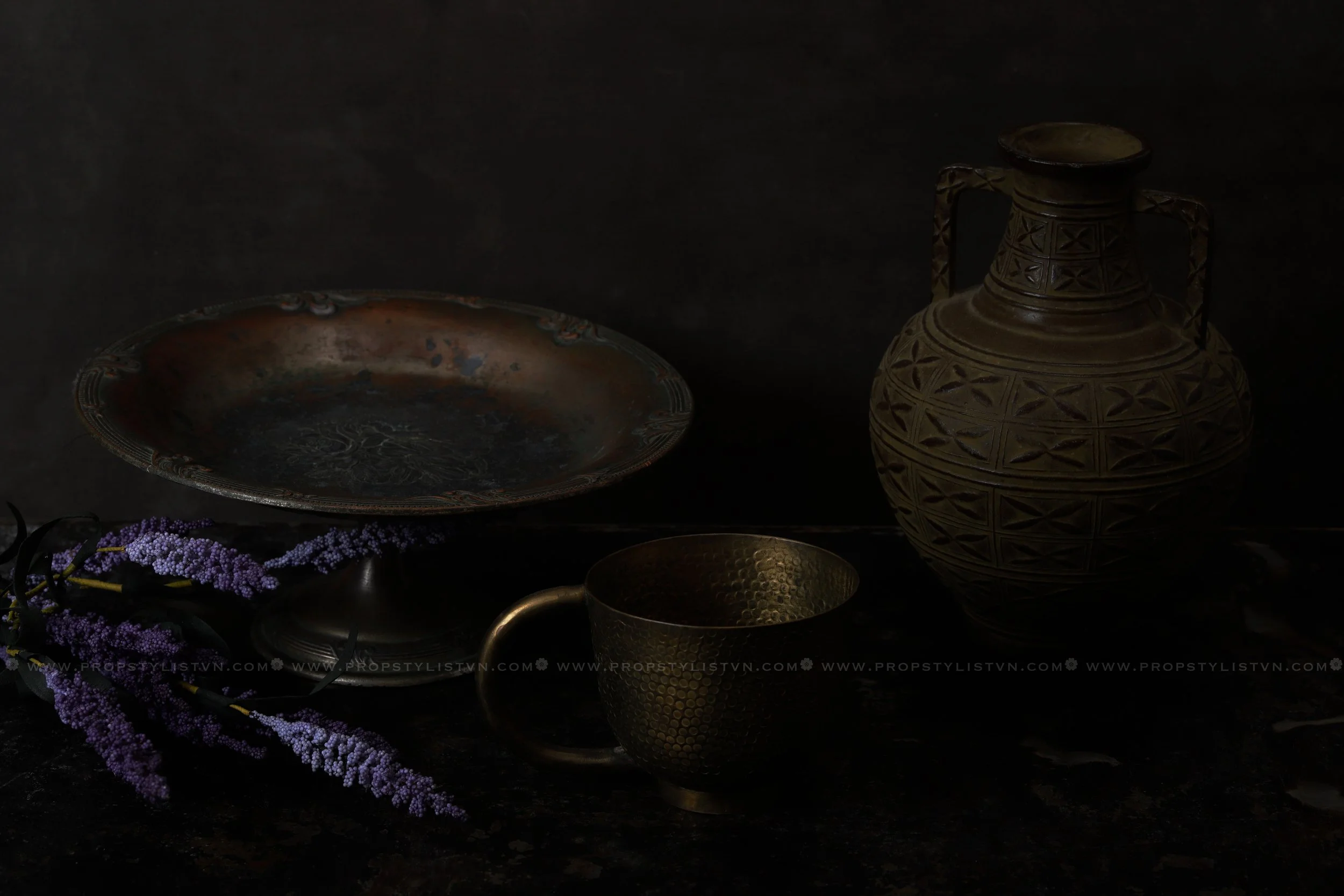 Propstylistvn-C1  01.jpg