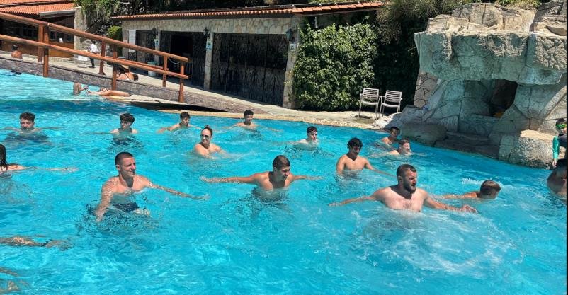 23-foto-aquafitness-pool.jpeg