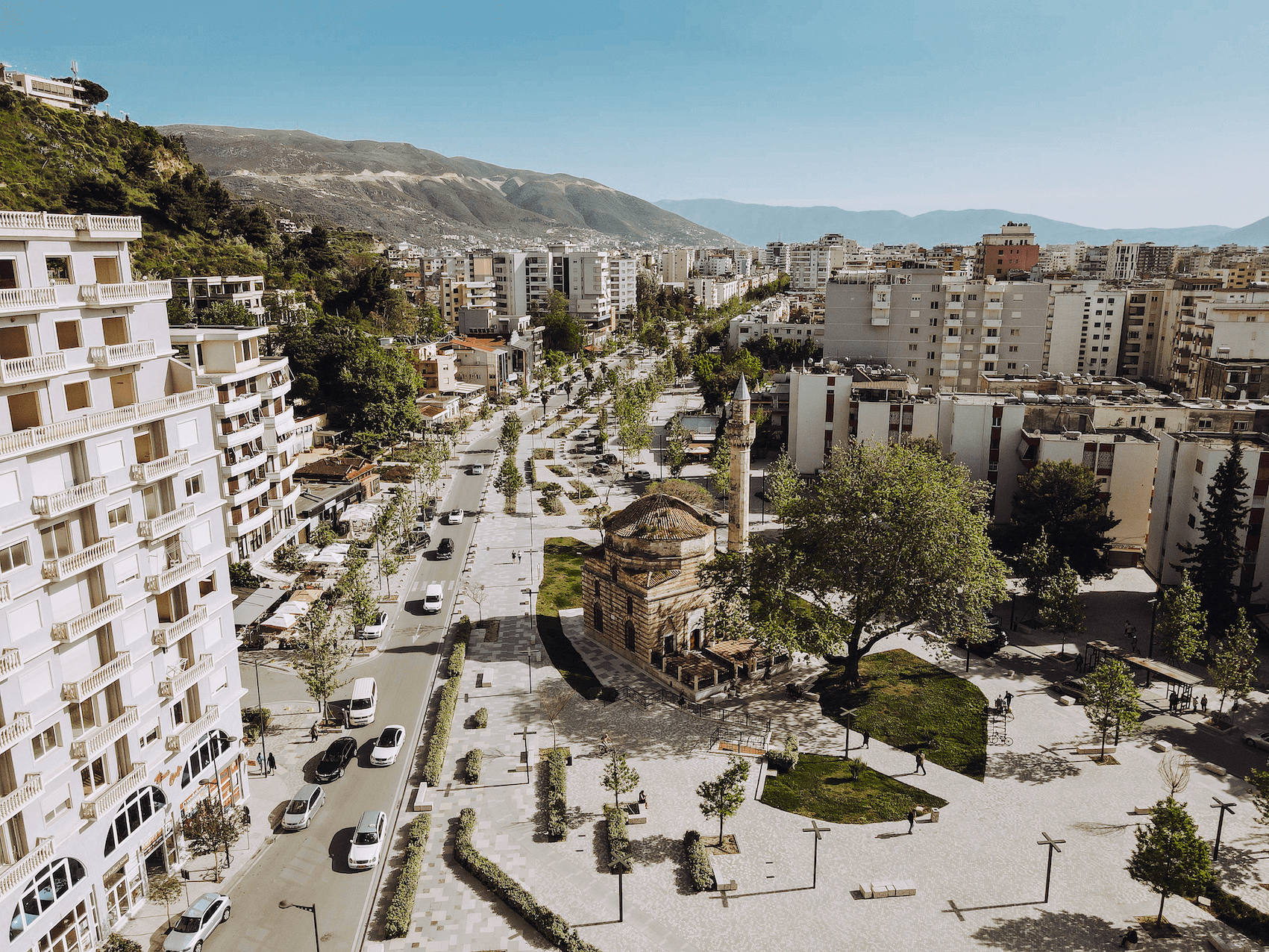 Mosque-in-vlore-Albania.png