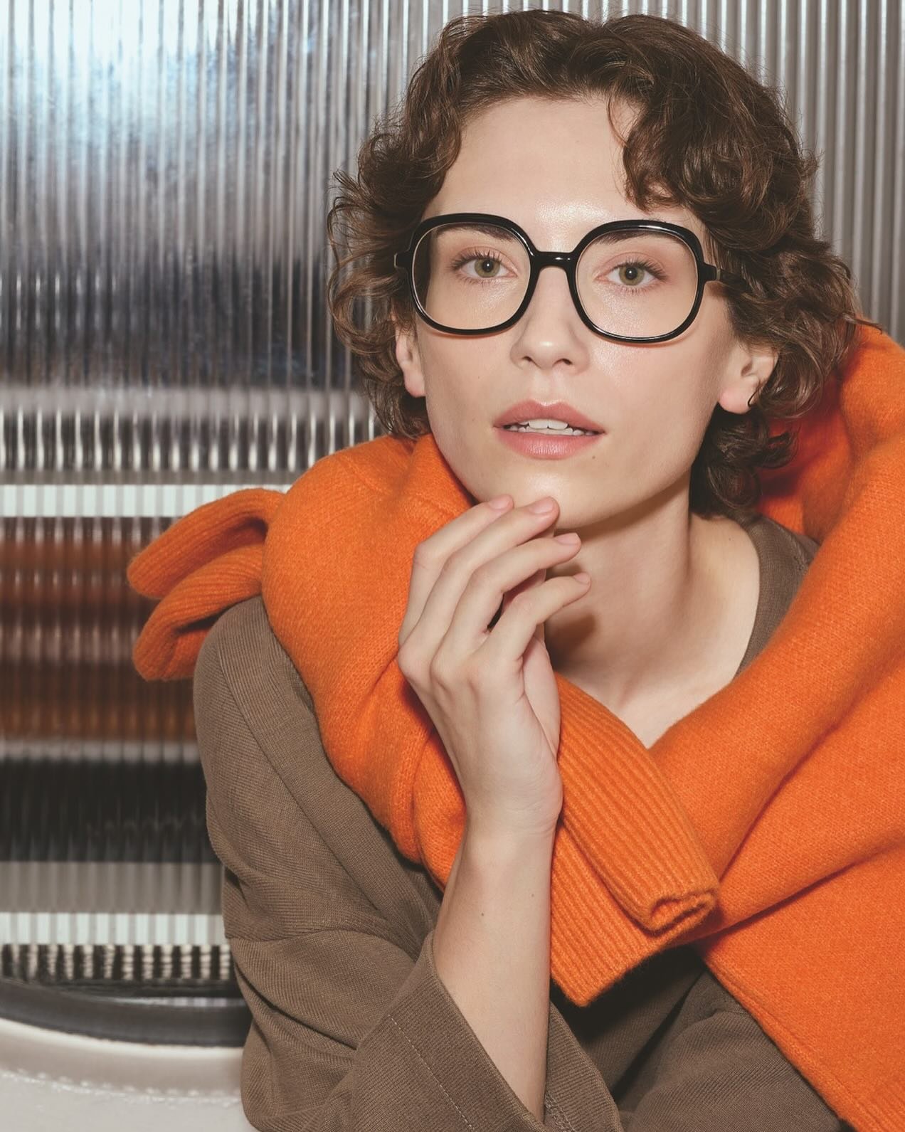 Design &eacute;pur&eacute;, confort absolu, attitude assum&eacute;e. G&ouml;tti c&rsquo;est l&rsquo;art de voir et d&rsquo;&ecirc;tre vu. #gottieyewear #g&ouml;tti #saintimier #stimier #jurabernois