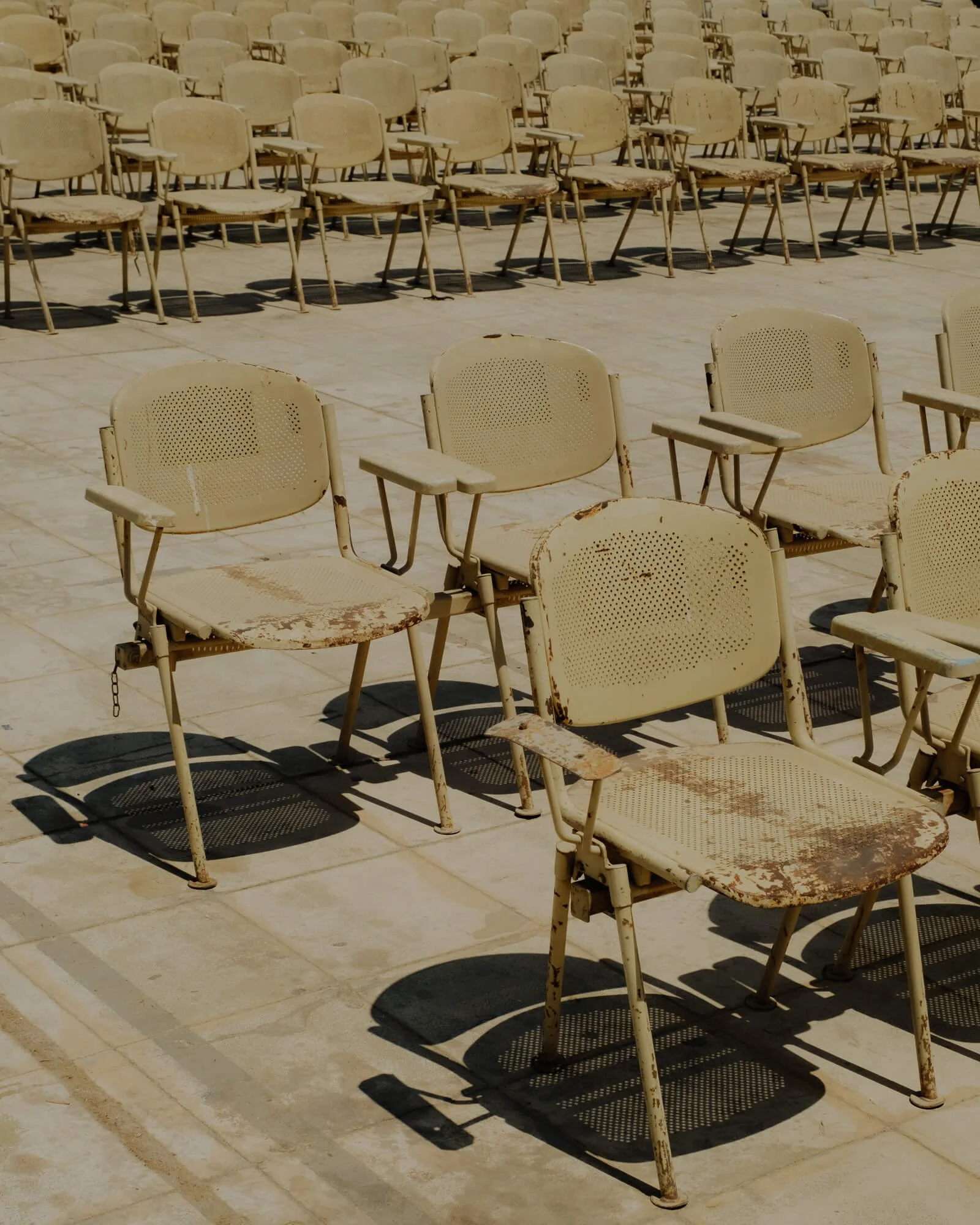 chairs-giza-cairo.jpg
