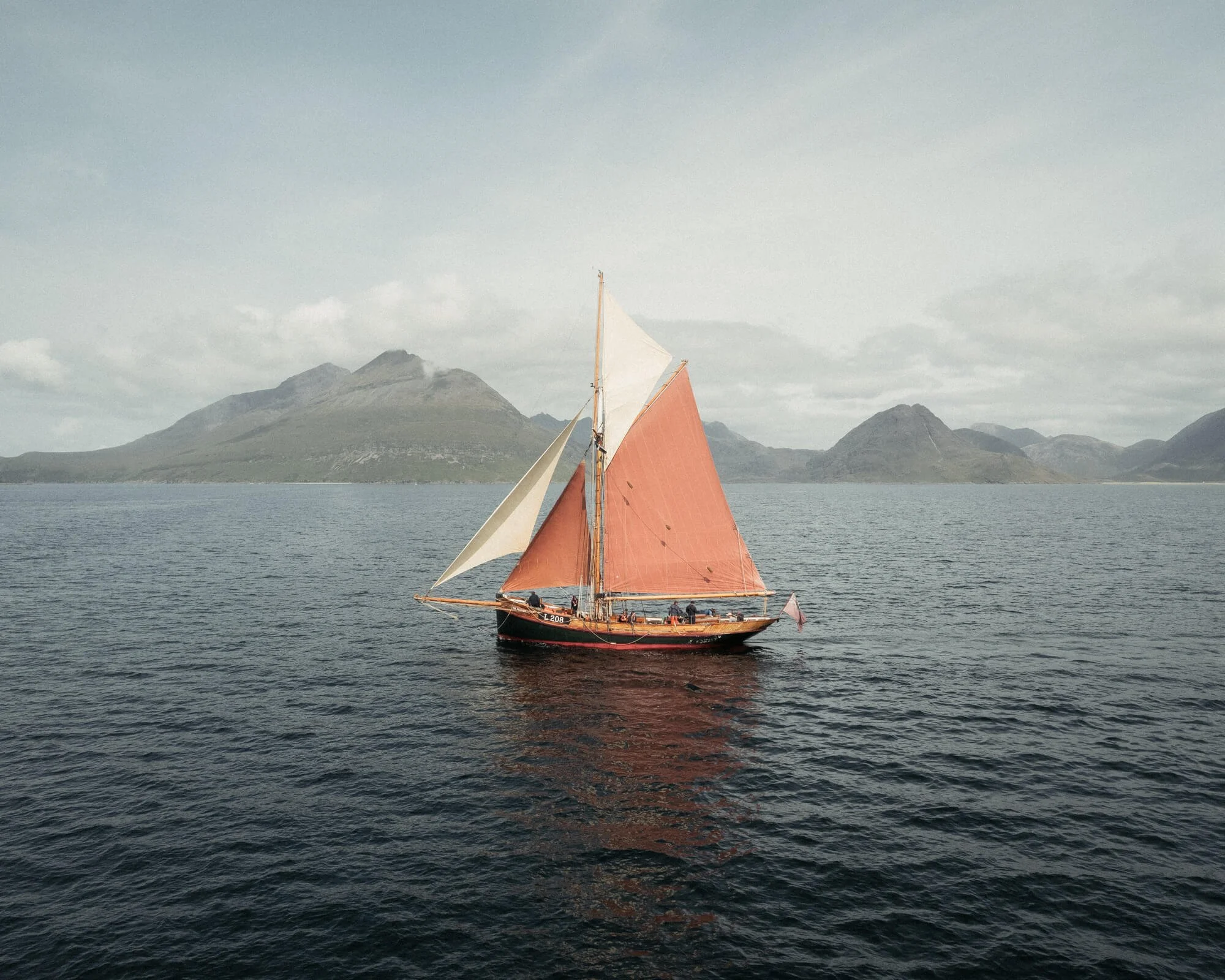 eda-frandsen-inner-hebrides-sea.jpg