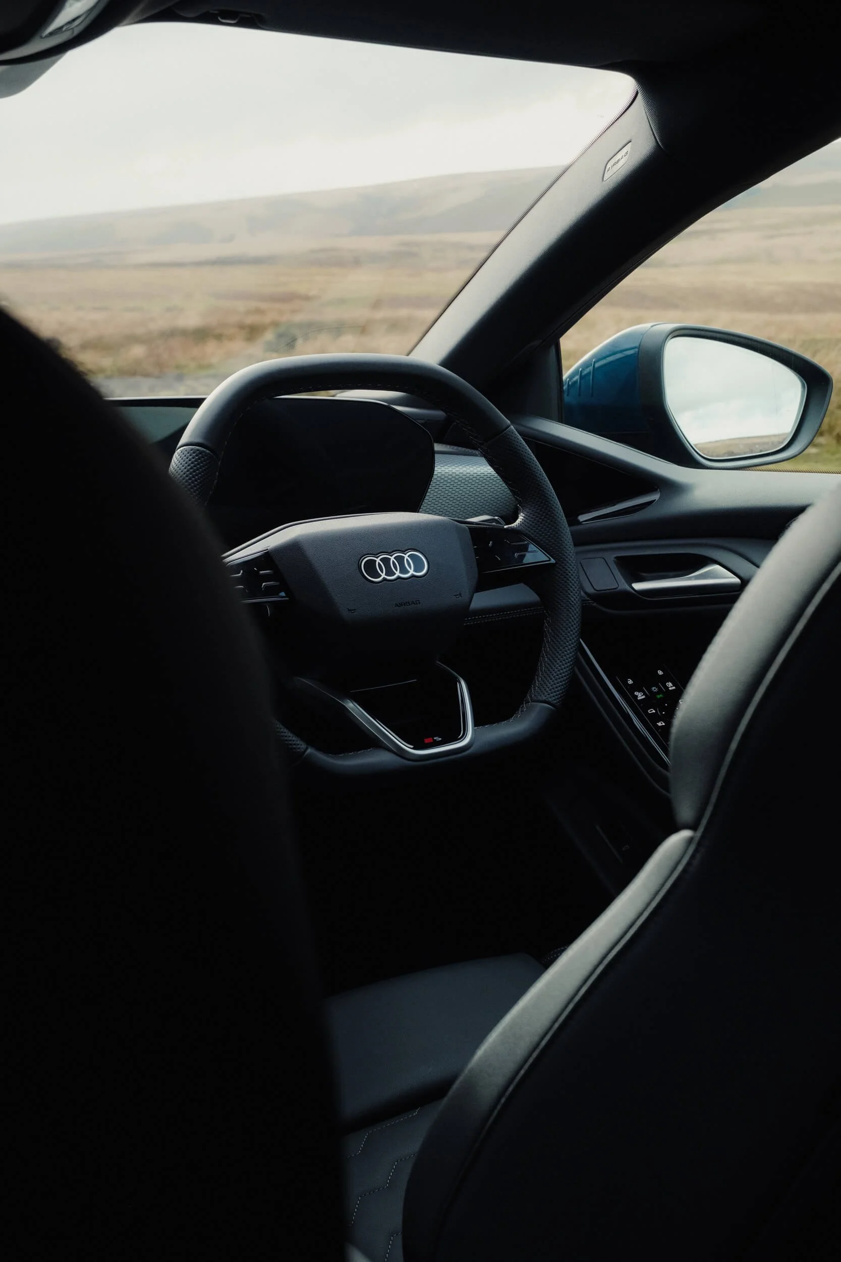 audi-a6-interior.jpg