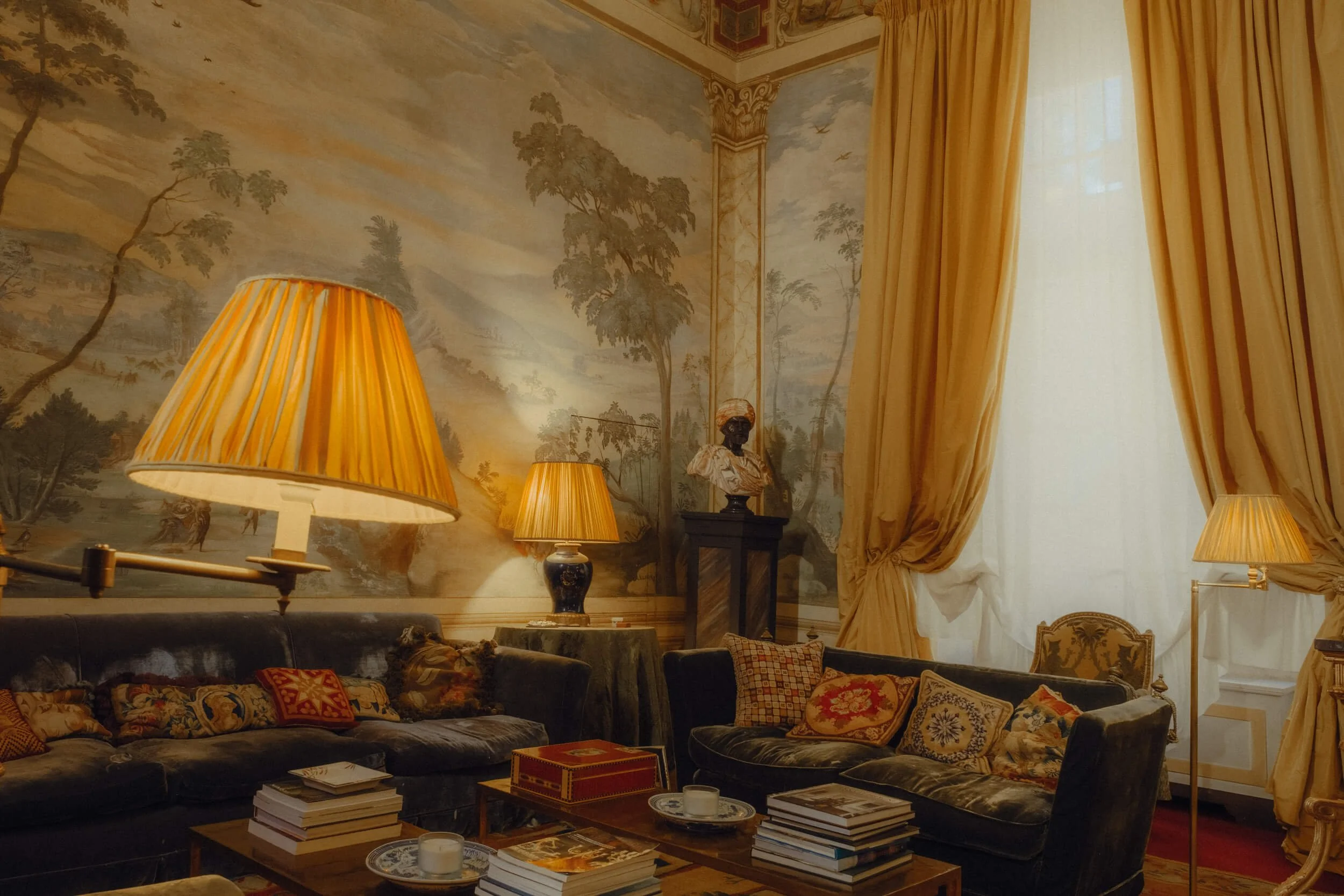 palazzo-spinola-genoa-lounge.jpg