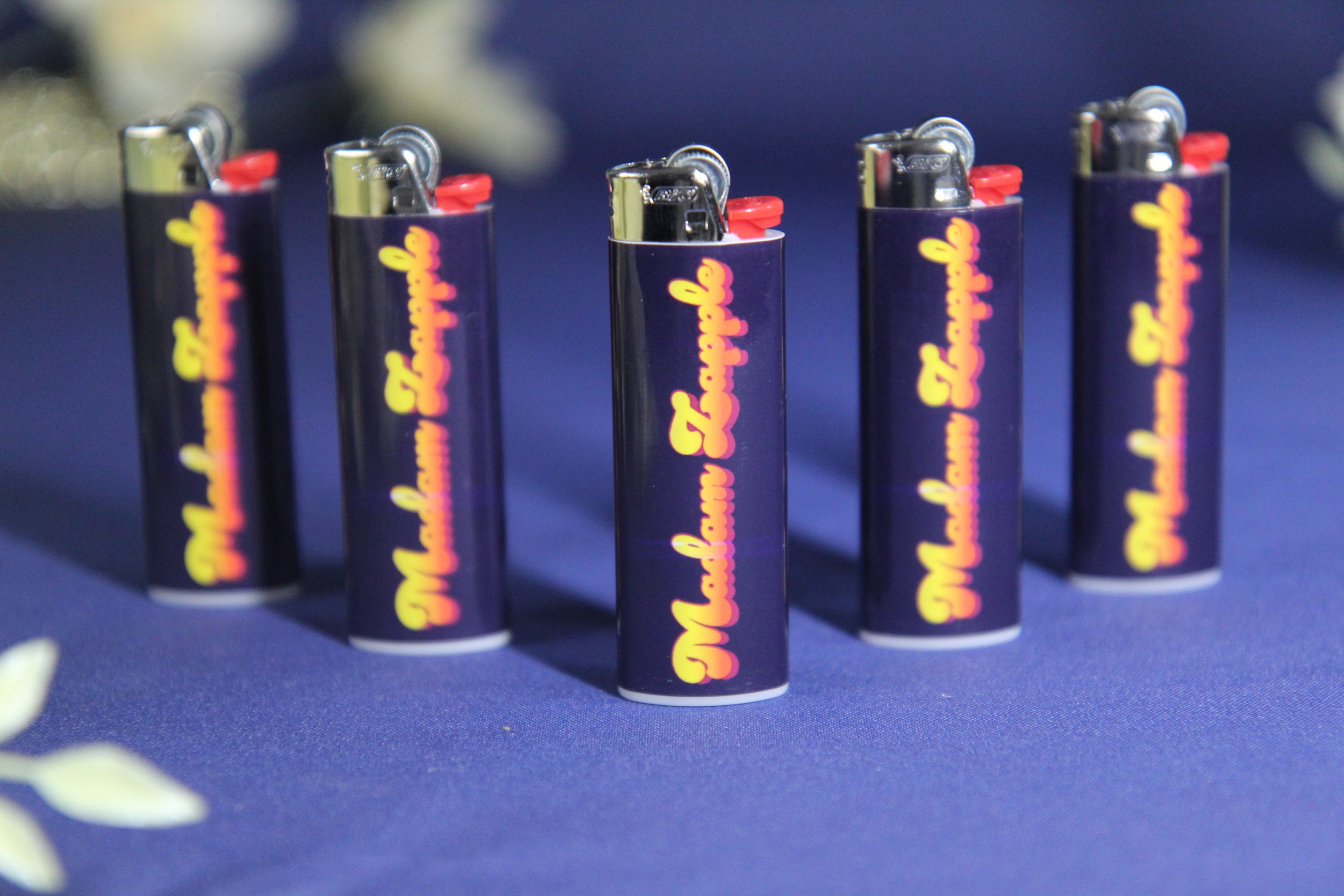 Madam Zapple Lighter