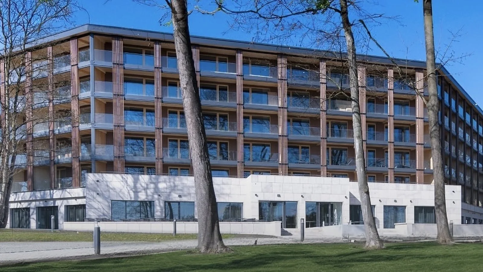xterior of BUFF Medical Resort in Konstanz, Germany, a luxury medical wellness and longevity retreat on Lake Constance.