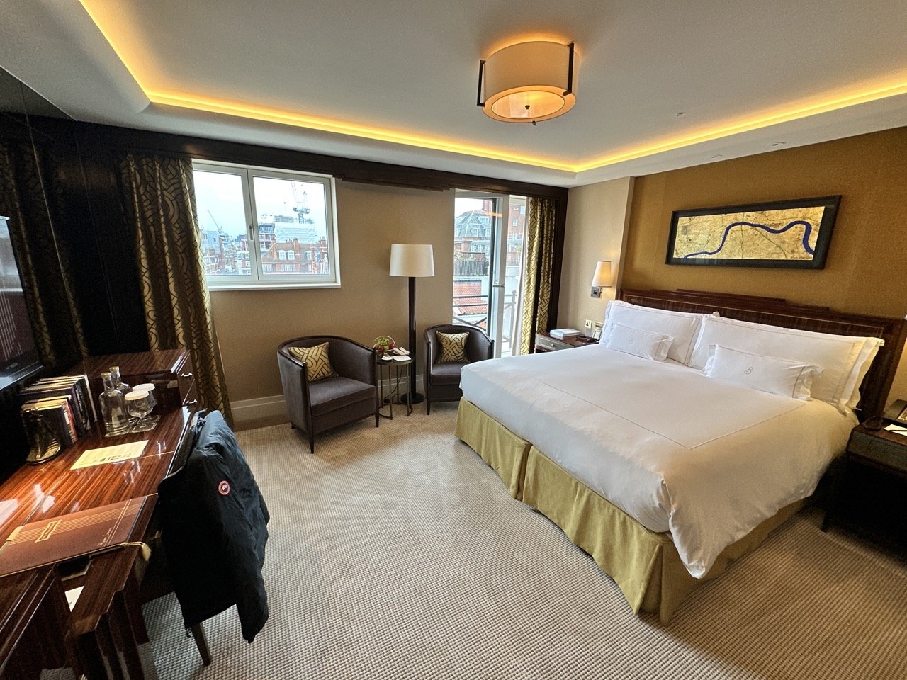 beaumont-hotel-london-bedroom.jpeg