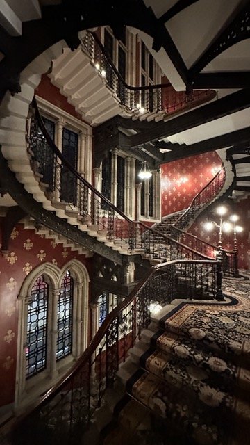 StPancrasRenaissanceLondon_Staircase.jpeg