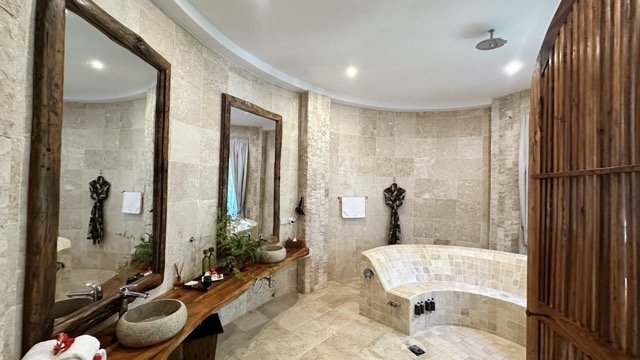 Xanadu-Villas-Zanzibar-Bathroom.jpeg