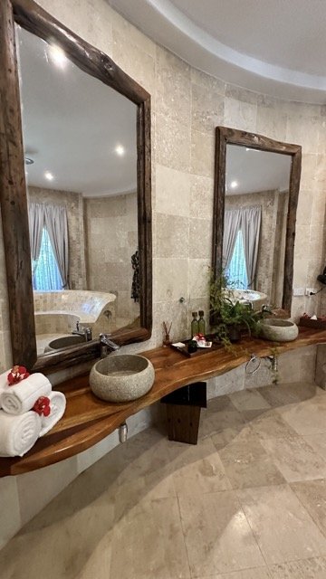 Xanadu-Villas-Zanzibar_Mawingu-Bathroom.jpeg