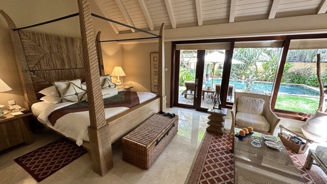 The_Oberoi_Mauritius_Premier_Villa.jpeg