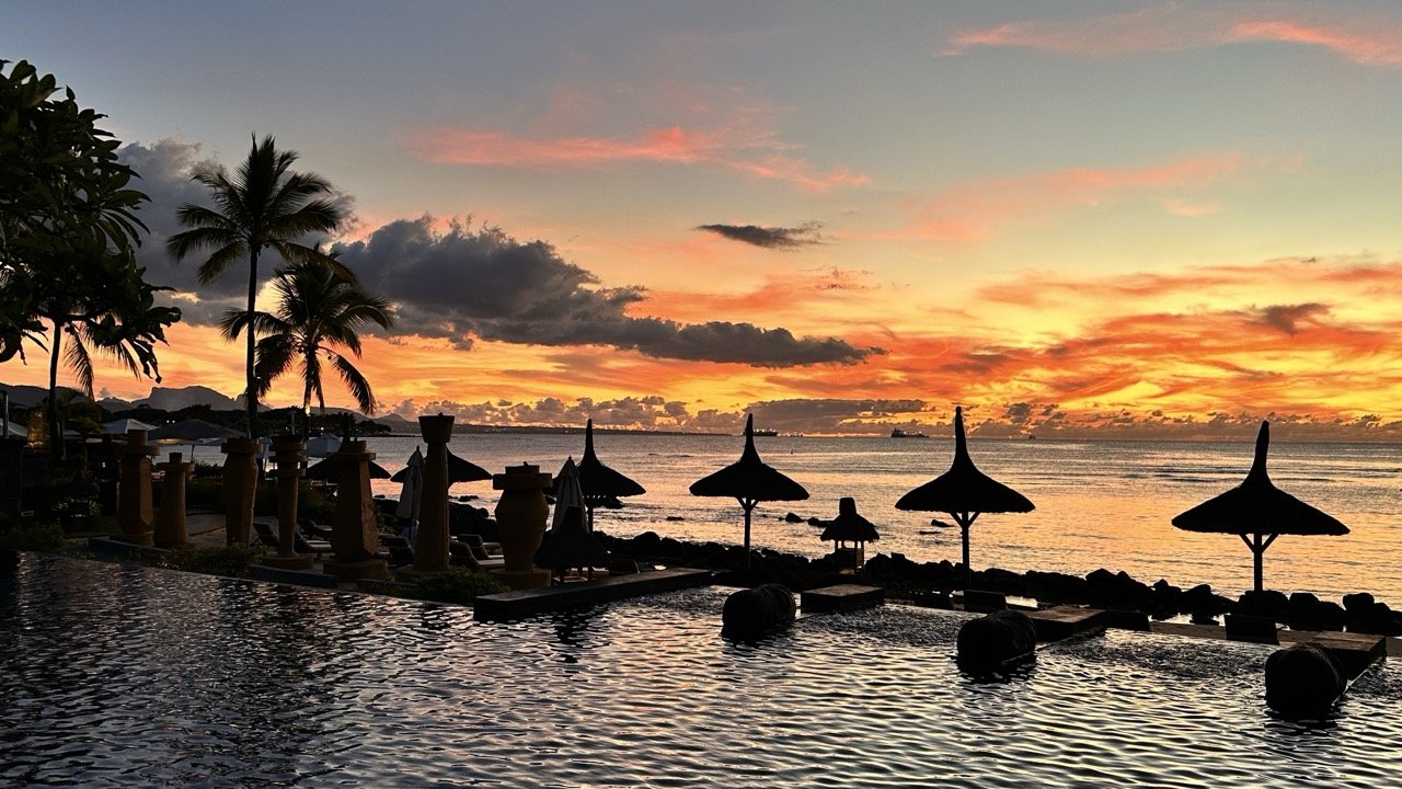 Oberoi_Mauritius_Sunsets.jpeg