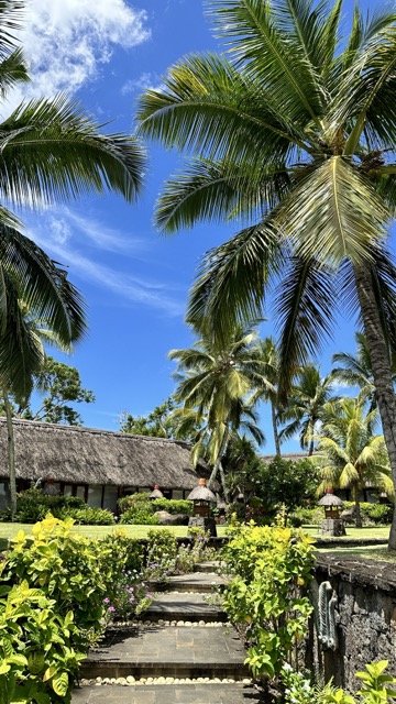 The_Oberoi_Mauritius_Dining.jpeg