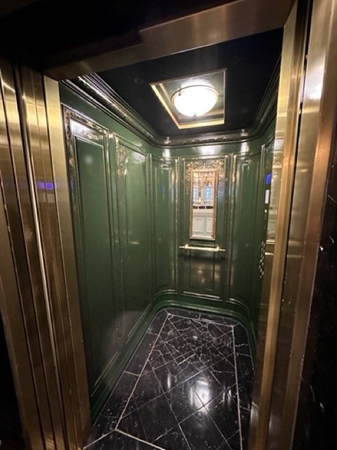 Art Deco Lift 
