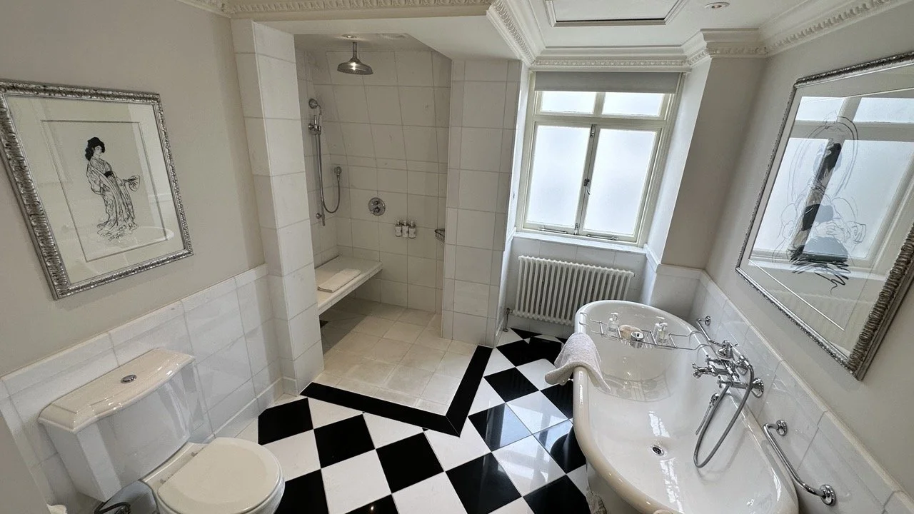 Bathroom One Bedroom Suite