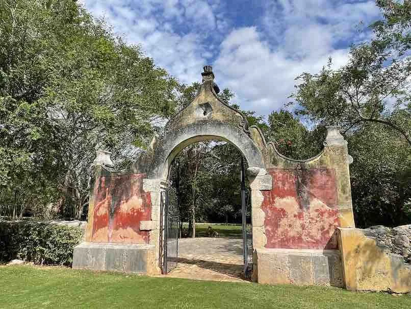 Chable_Yucatan_Grounds.jpg