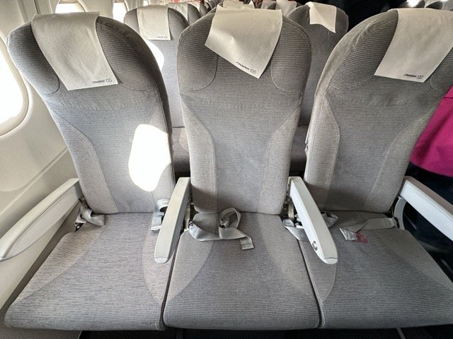 Finnair_Flight_Review_ThePrivateTraveller_Seats.jpeg