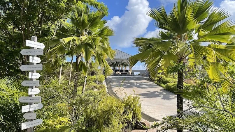 Main reception - Raffles Seychelles